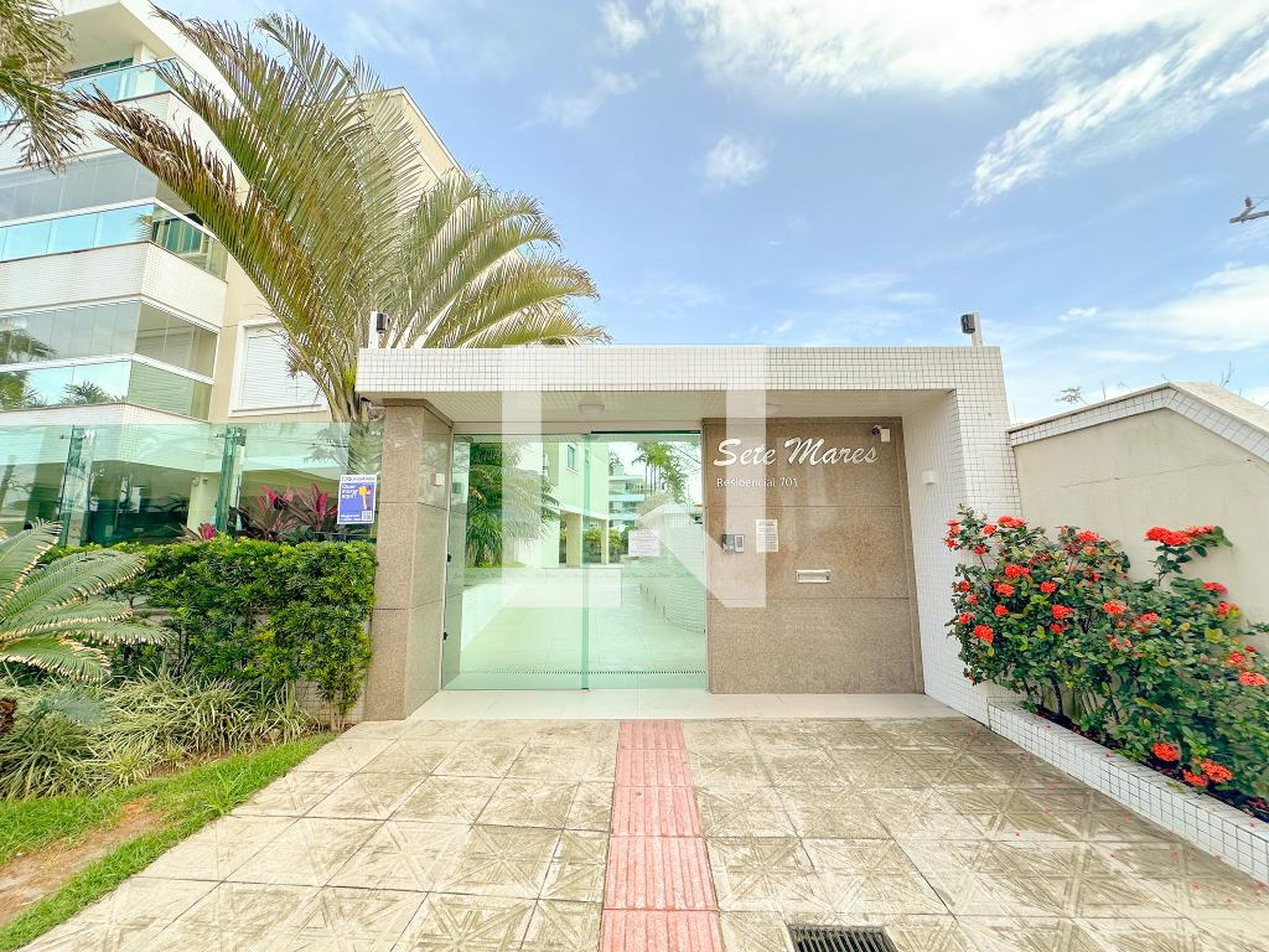 Fachada do Prédio Condomínio Sete Mares