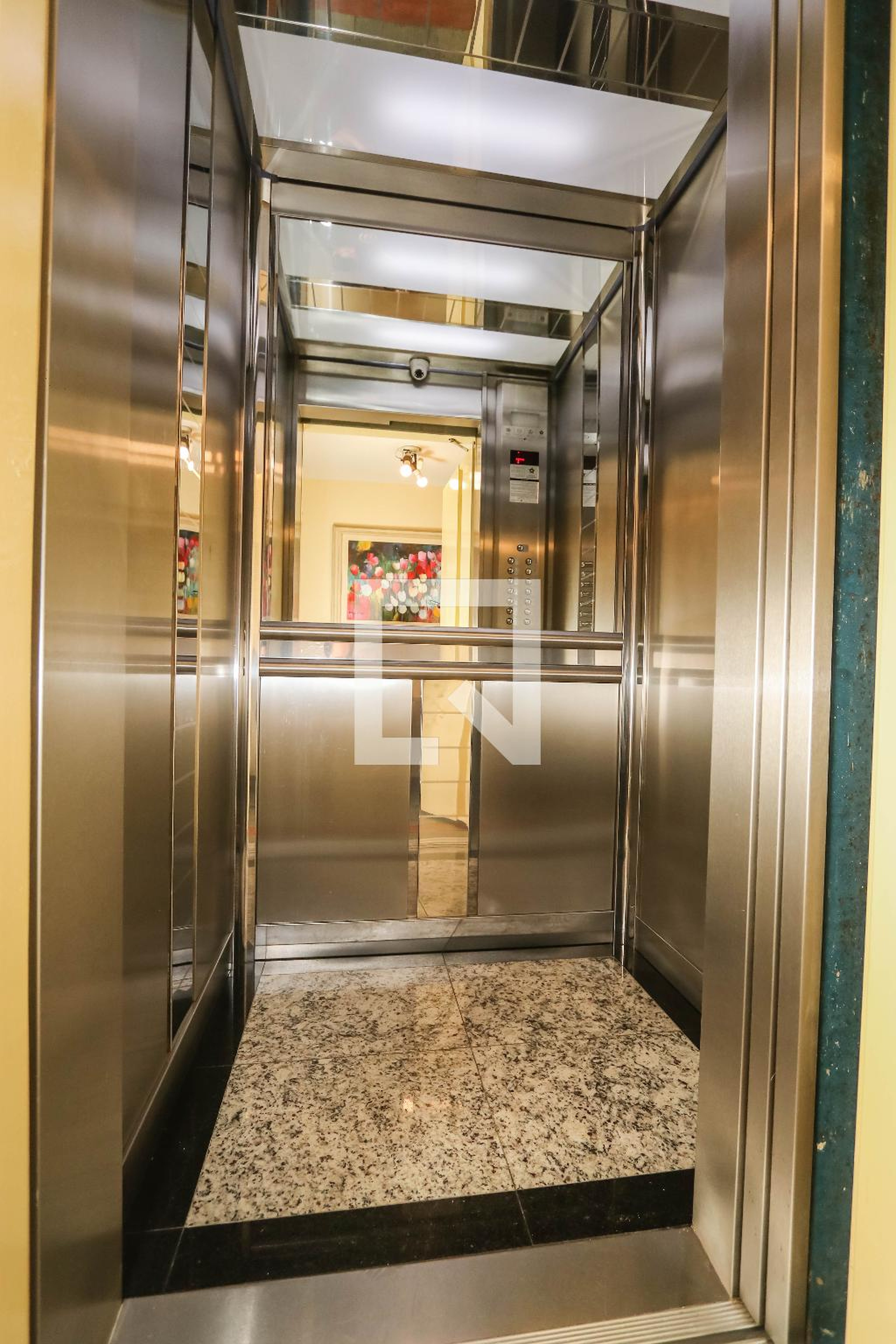 Elevador - Edifício Villagio Di Bologna