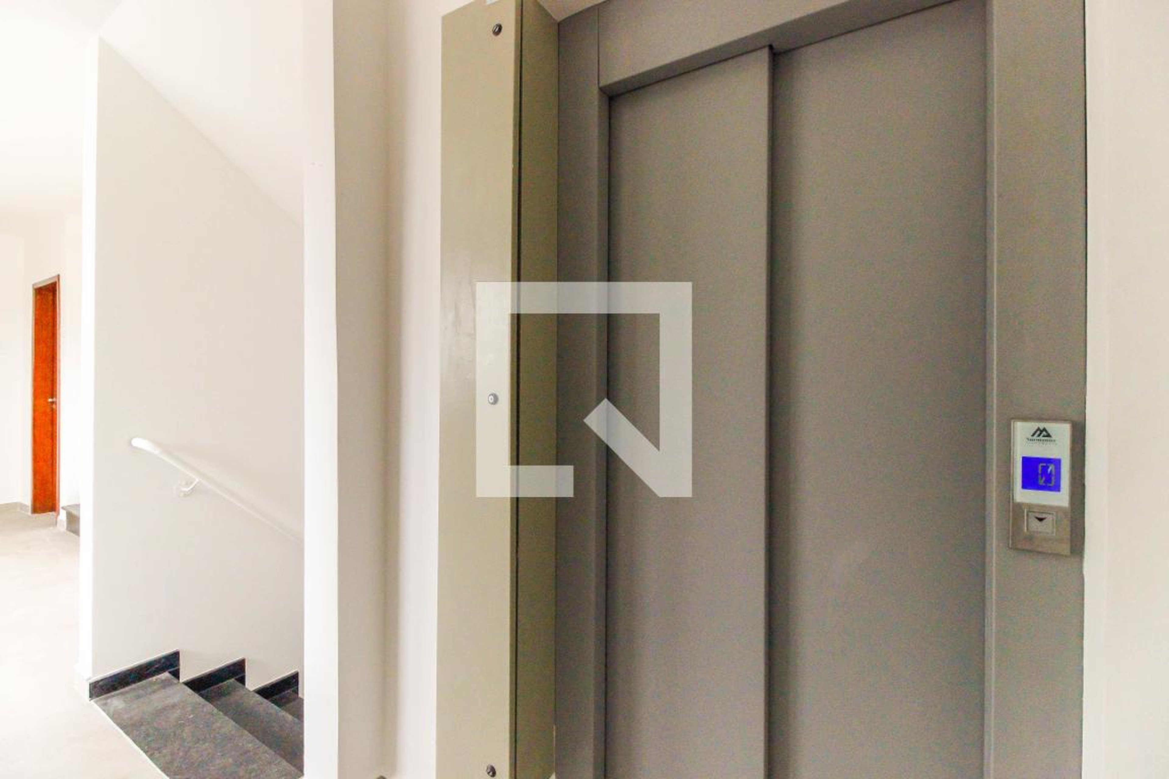 Elevador - Residencial Três martelos