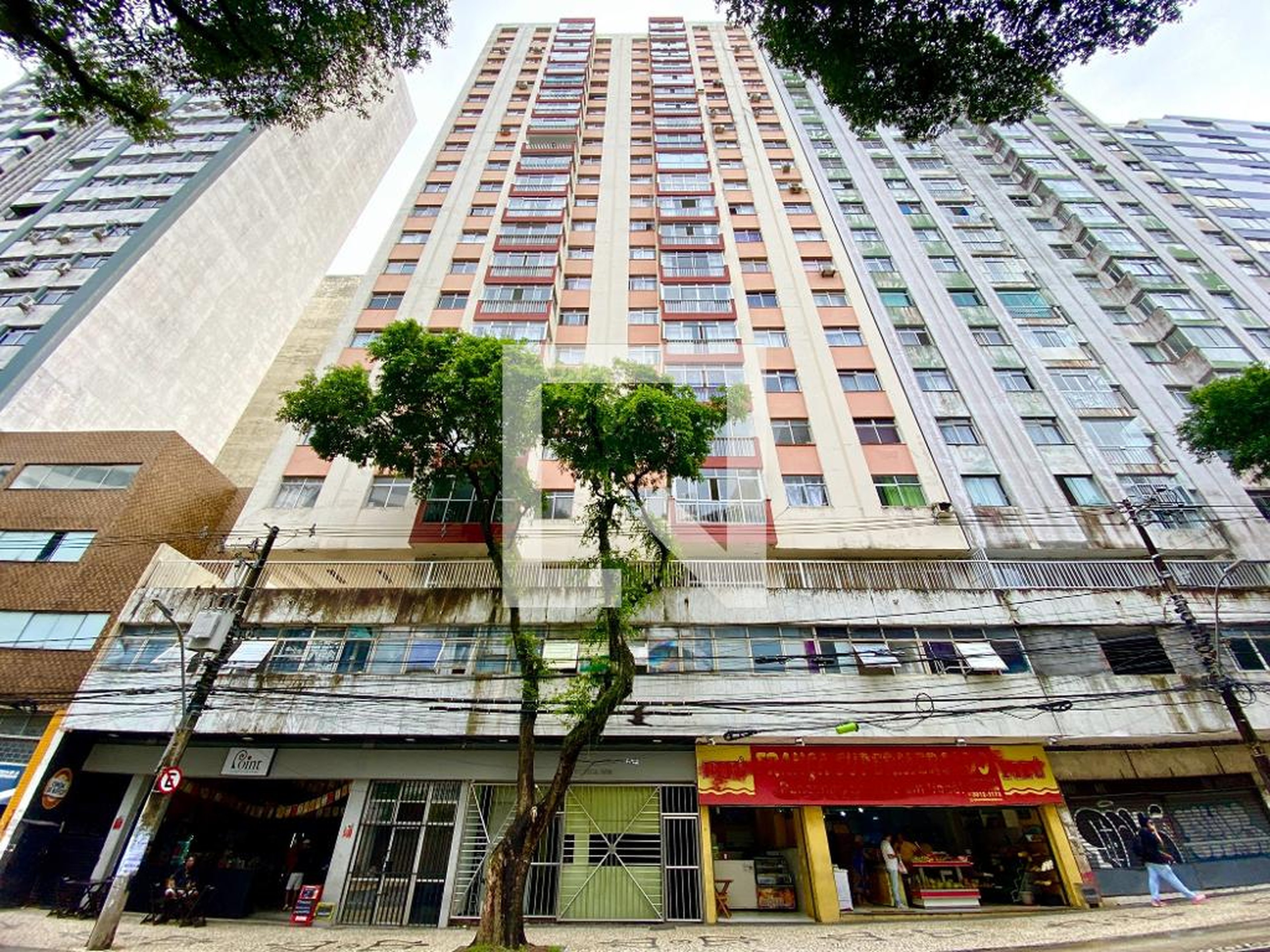 Fachada Condomínio em Avenida Sete de Setembro, 1474