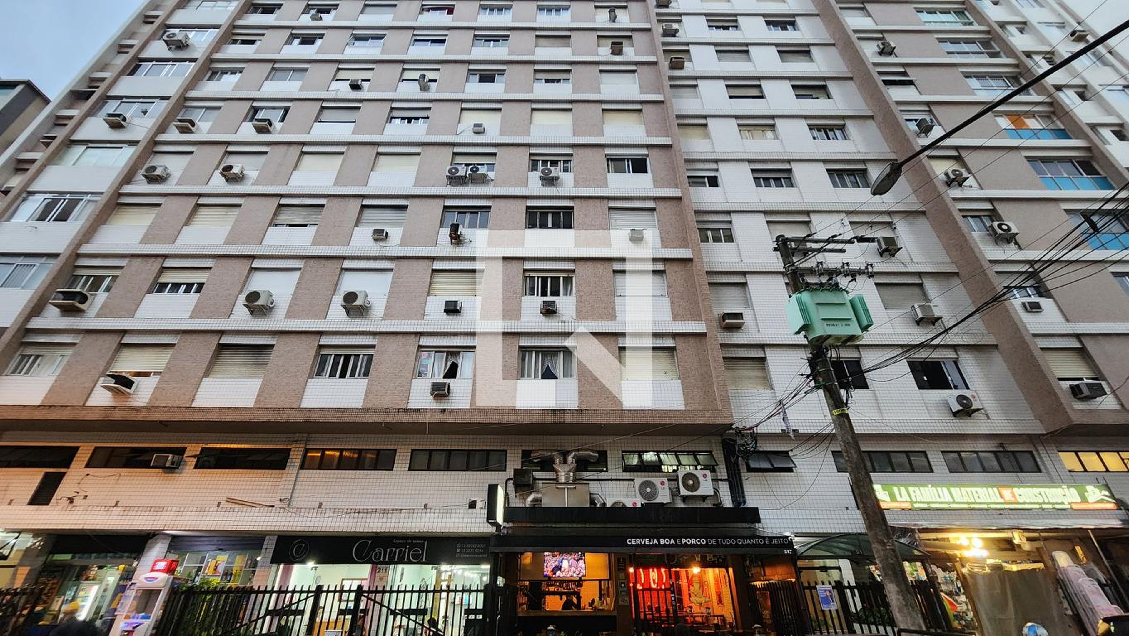 Fachada do Prédio Condomínio Solar do Embare