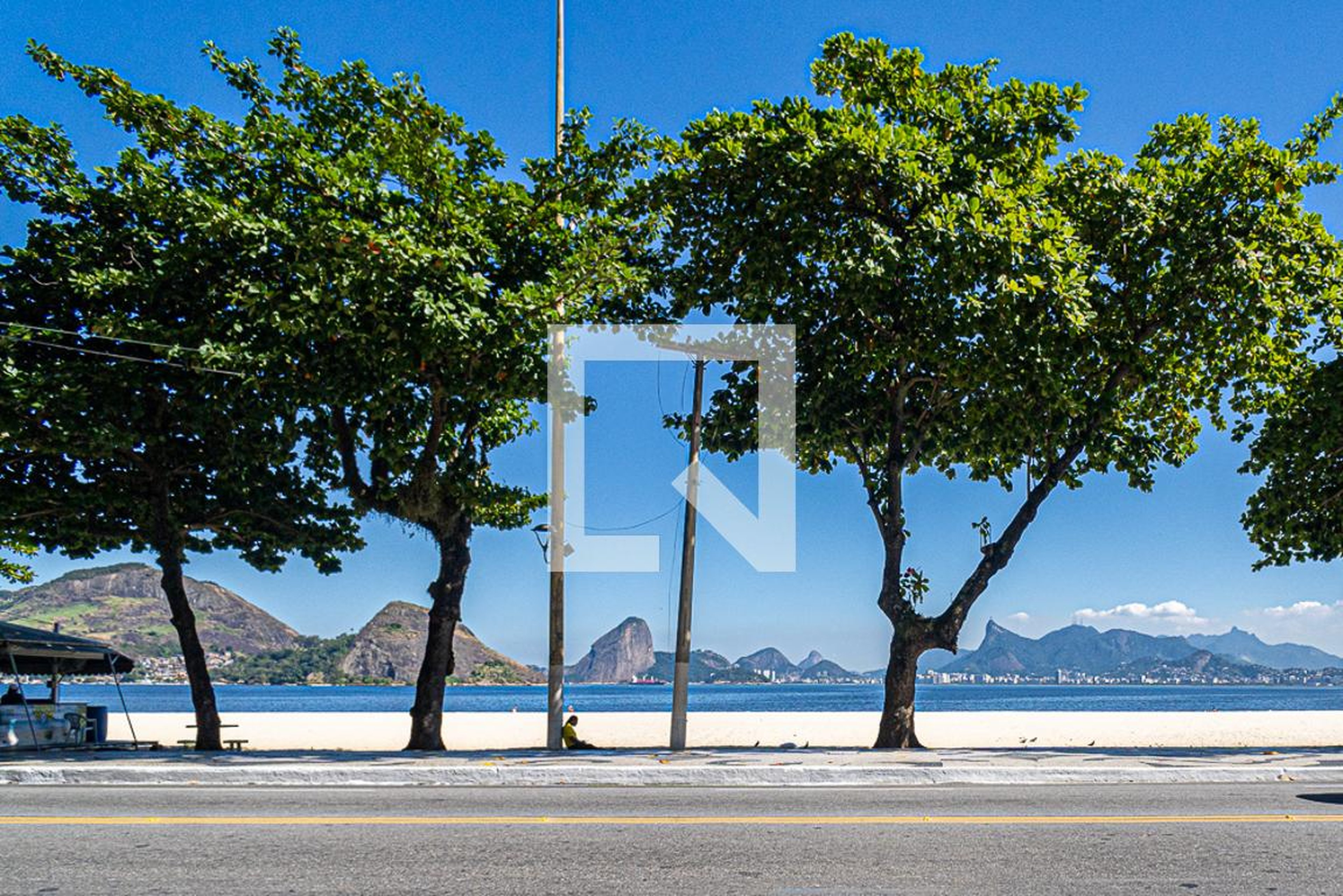 Fachada Condomínio em Avenida Jornalista Alberto Francisco Torres, 419