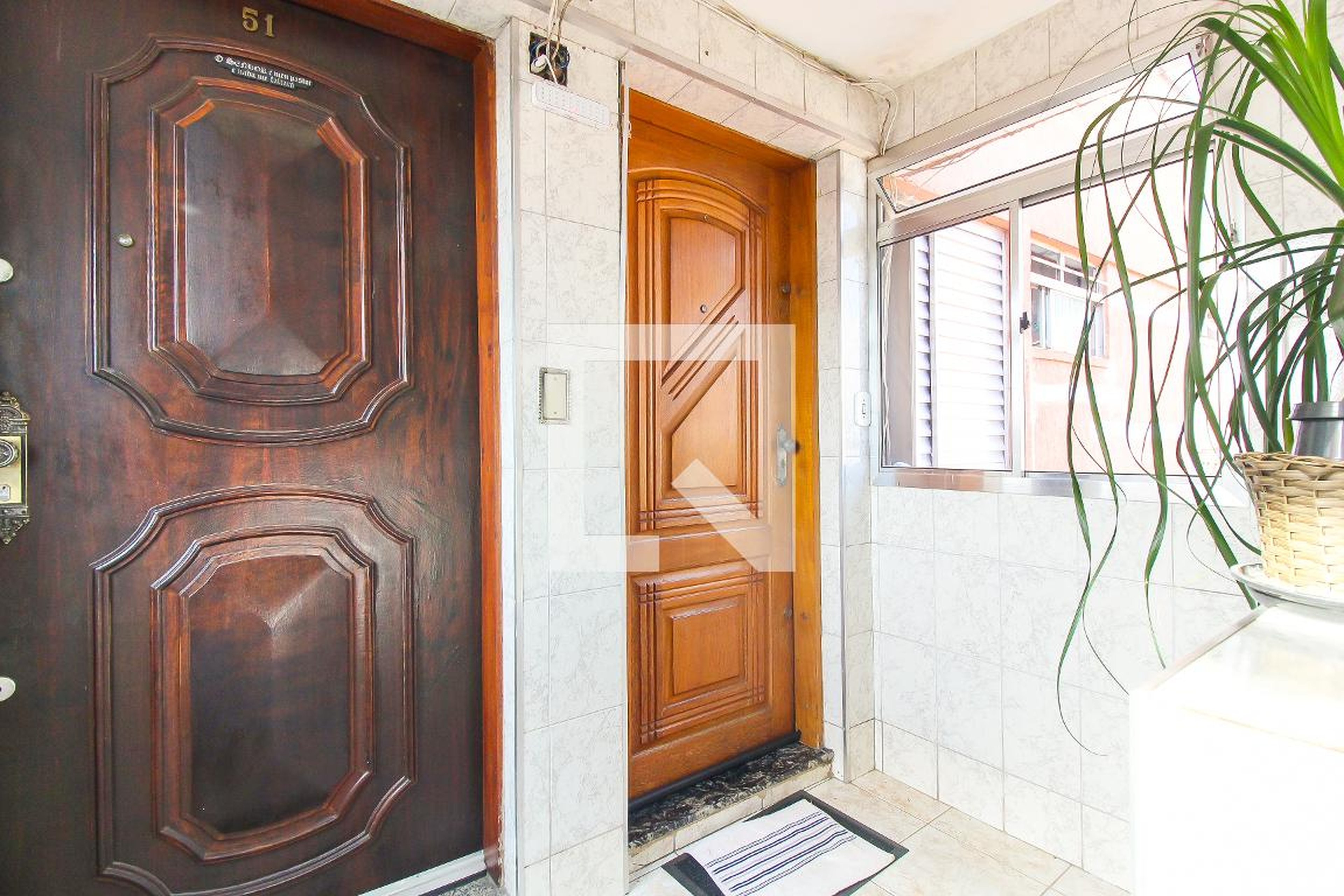 Hall - Bananeira ll
