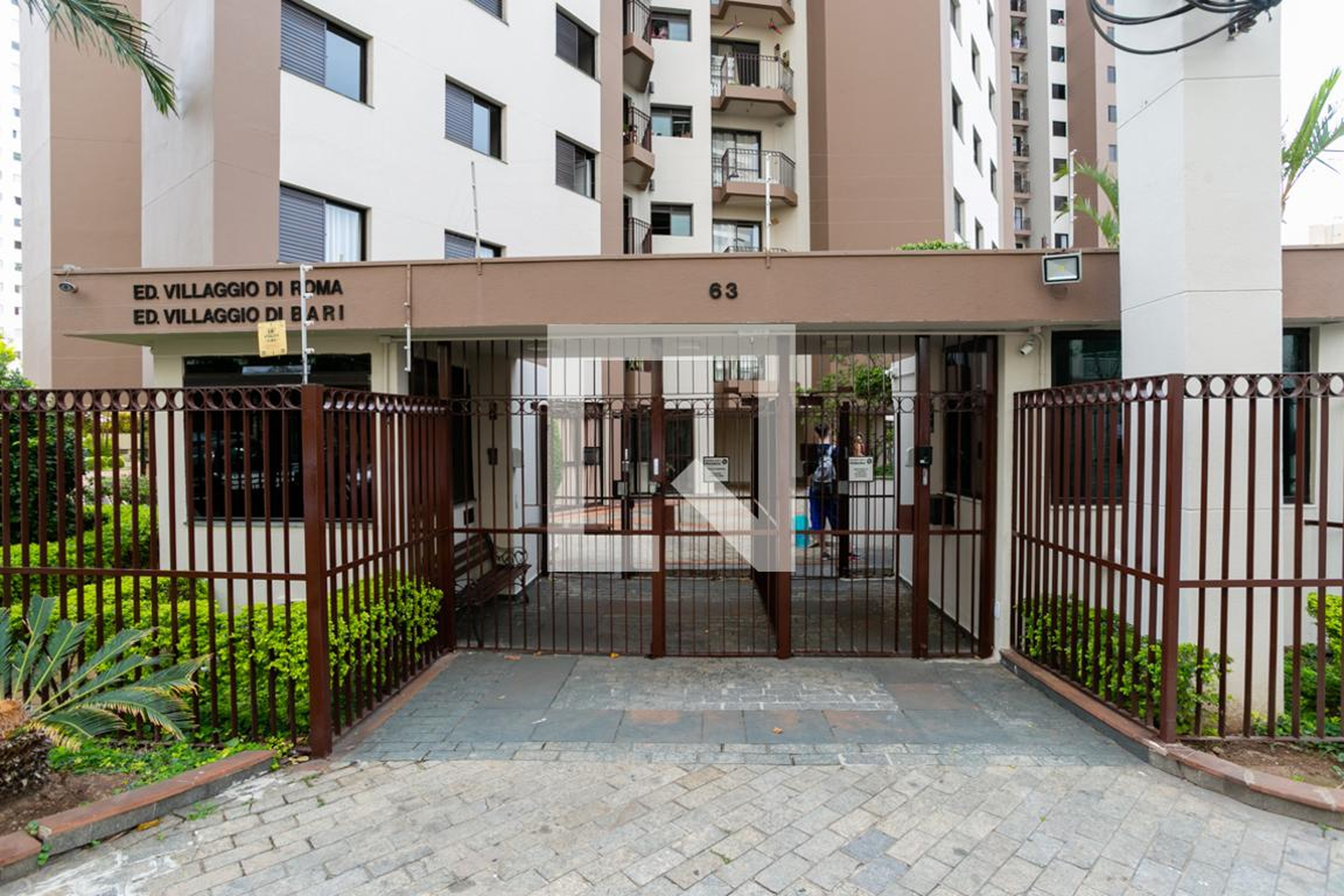 Fachada do condomínio Condomínio Villaggio di Roma