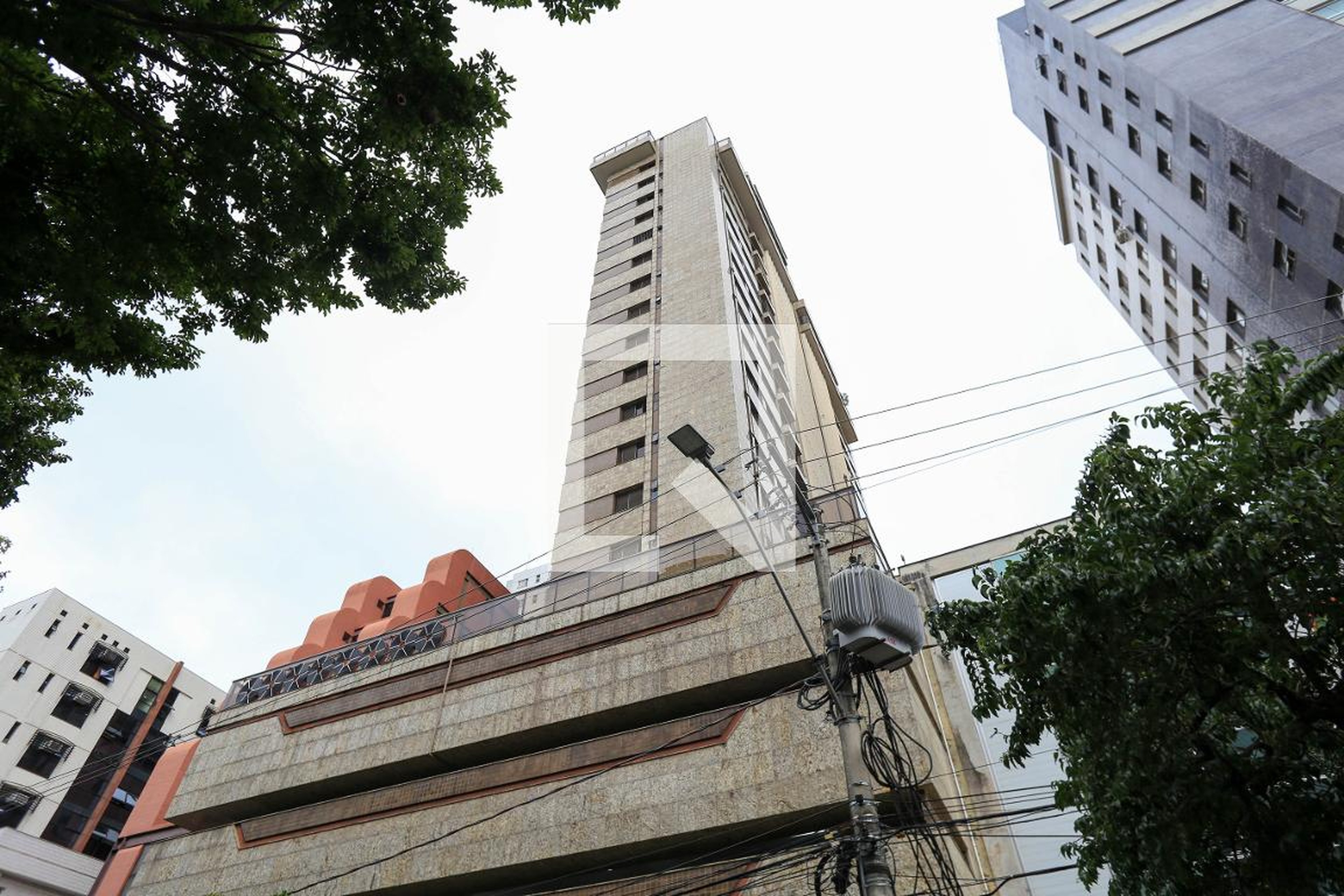 Fachada Condomínio em Avenida do Contorno, 171