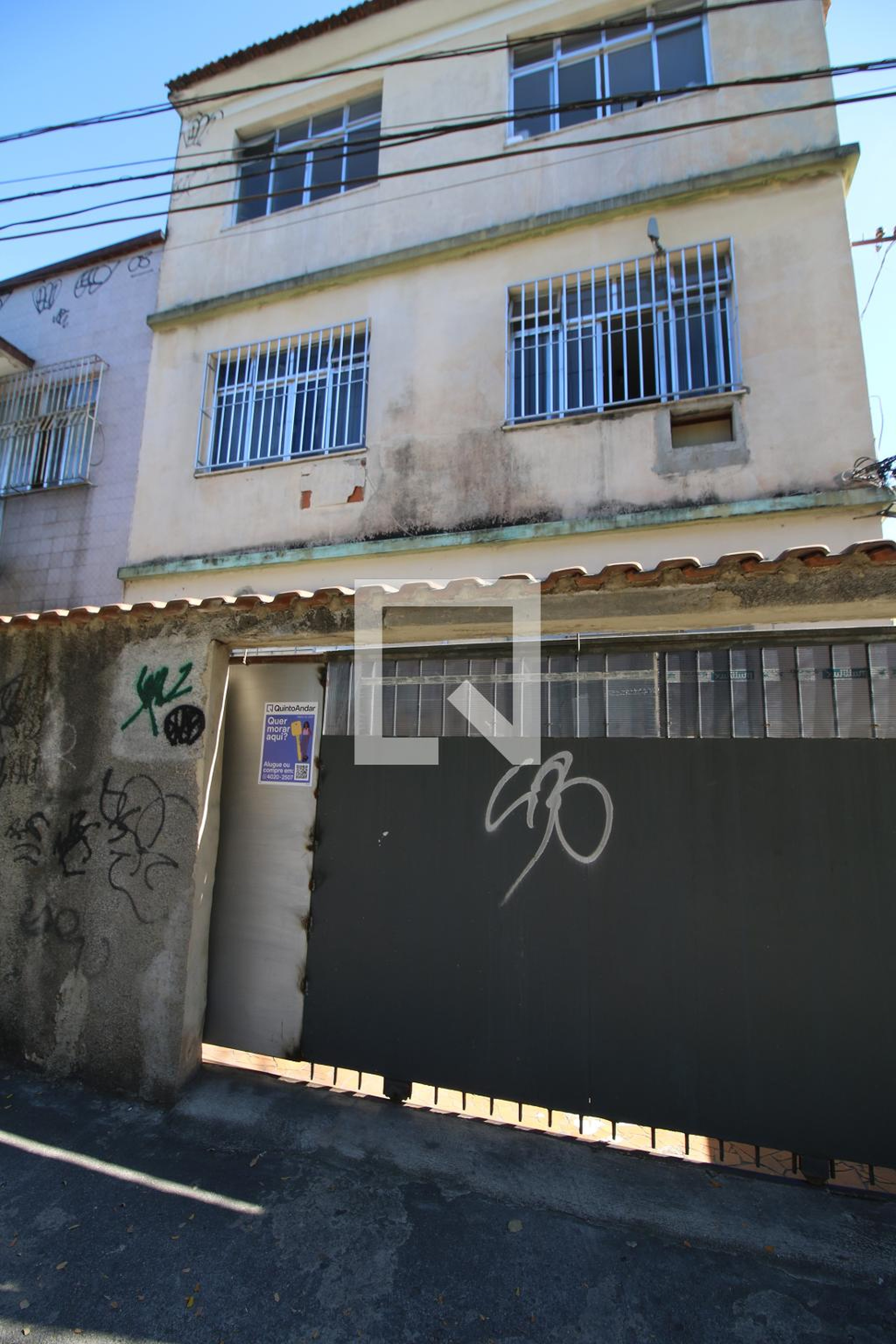 Fachada Condomínio Engenheiro Francisco Passos 128