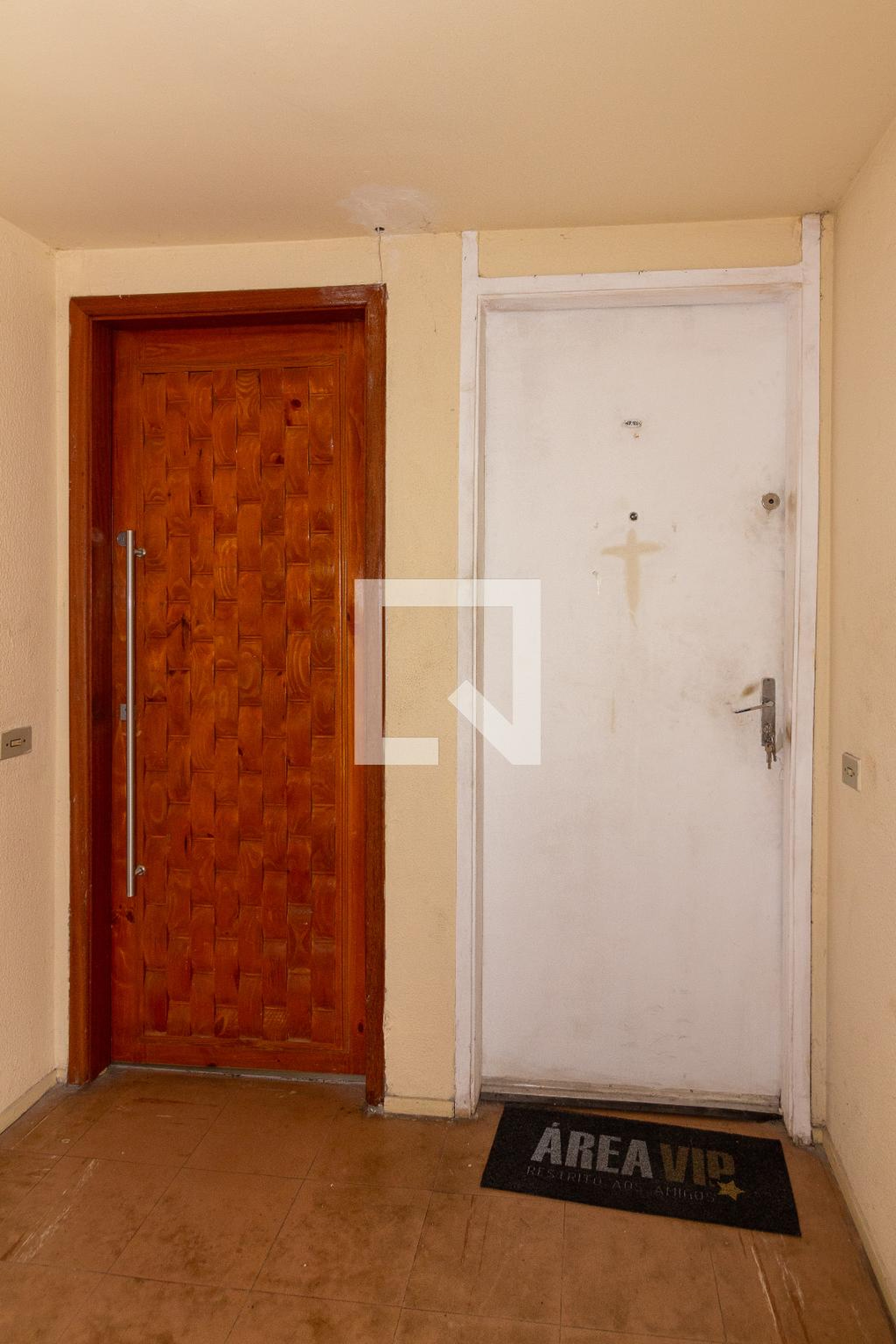 Entrada - Edifício Daniela