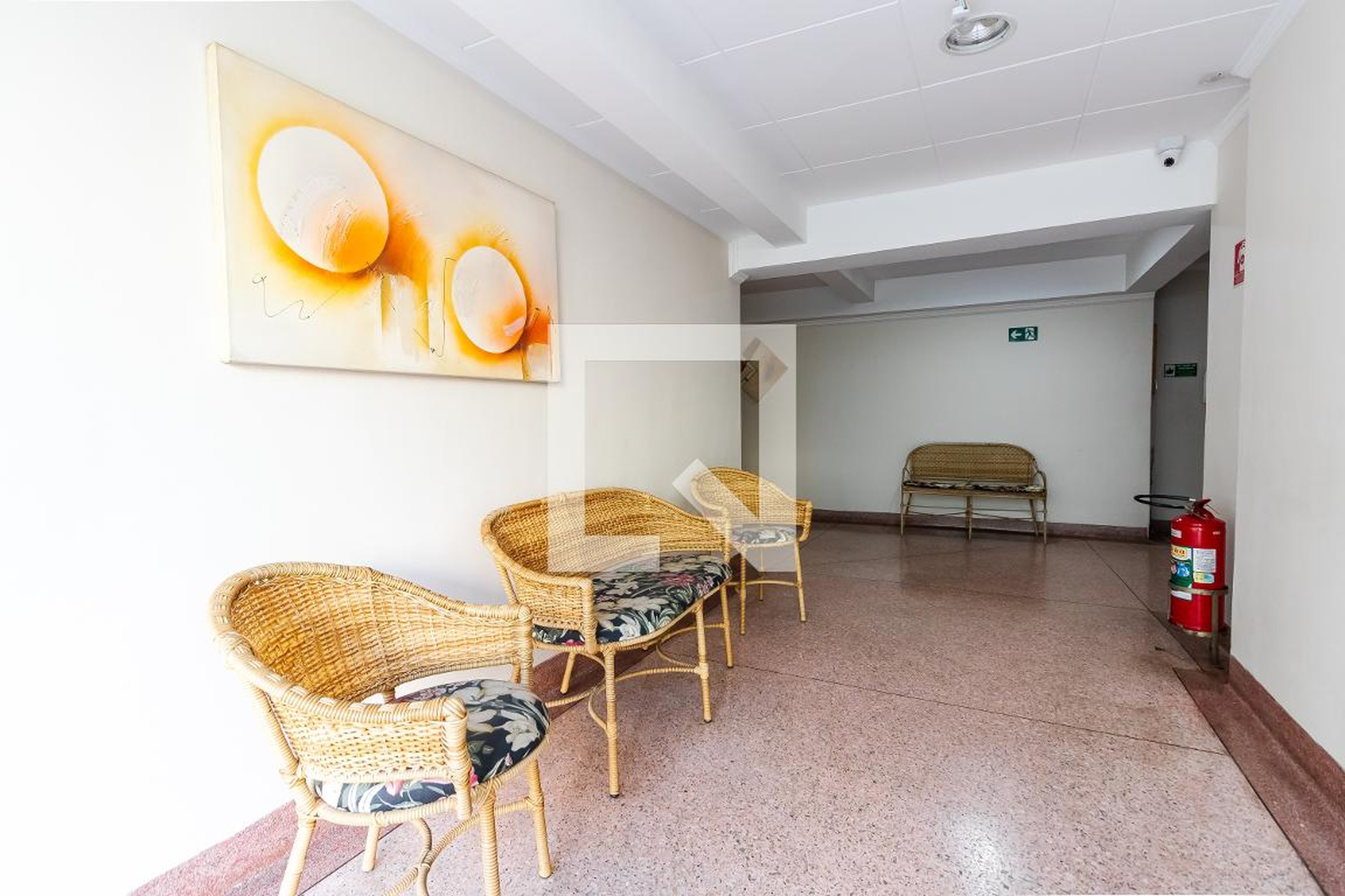 Hall - Maria Celeste