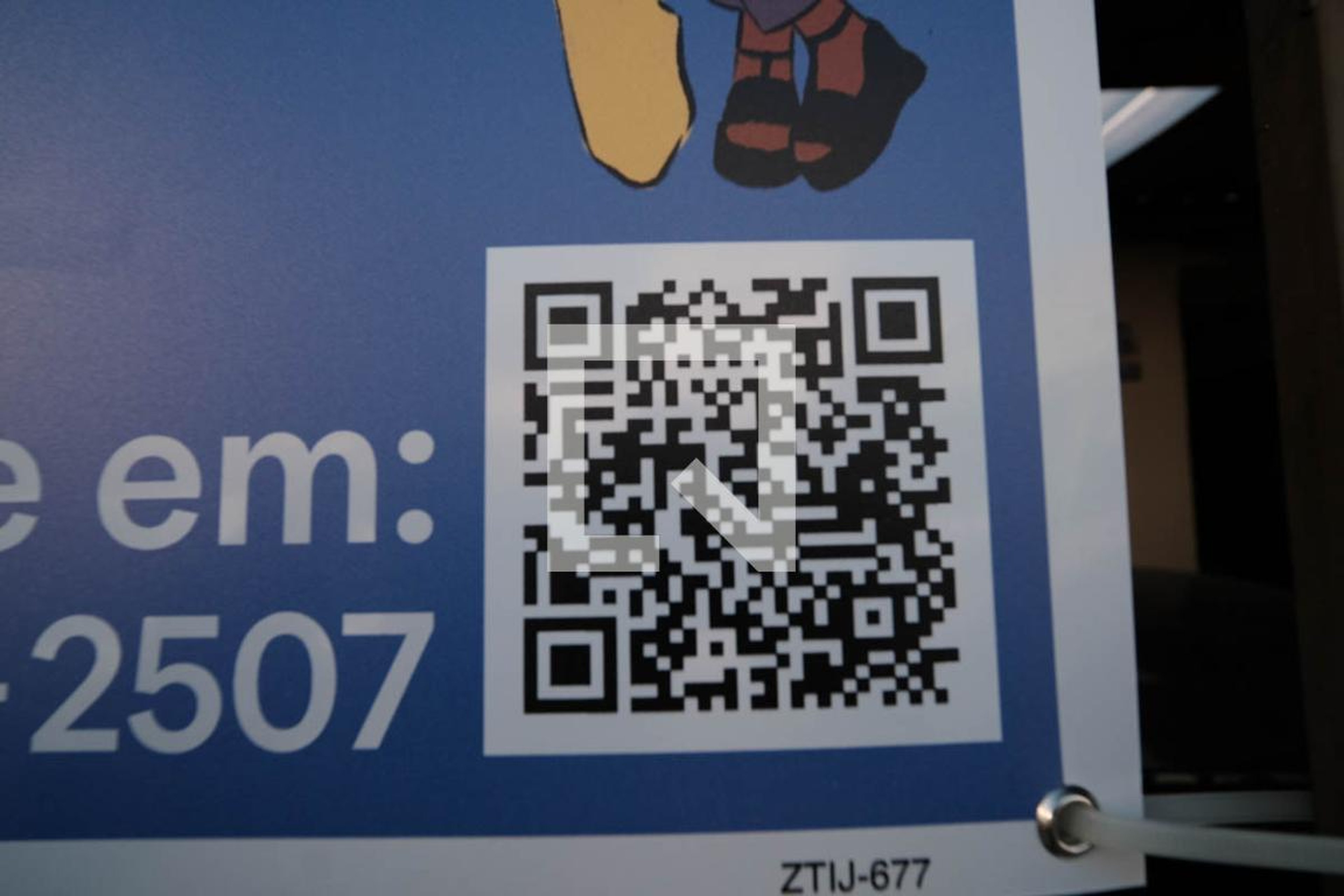 Fachada Condomínio em Rua Patativa, 293