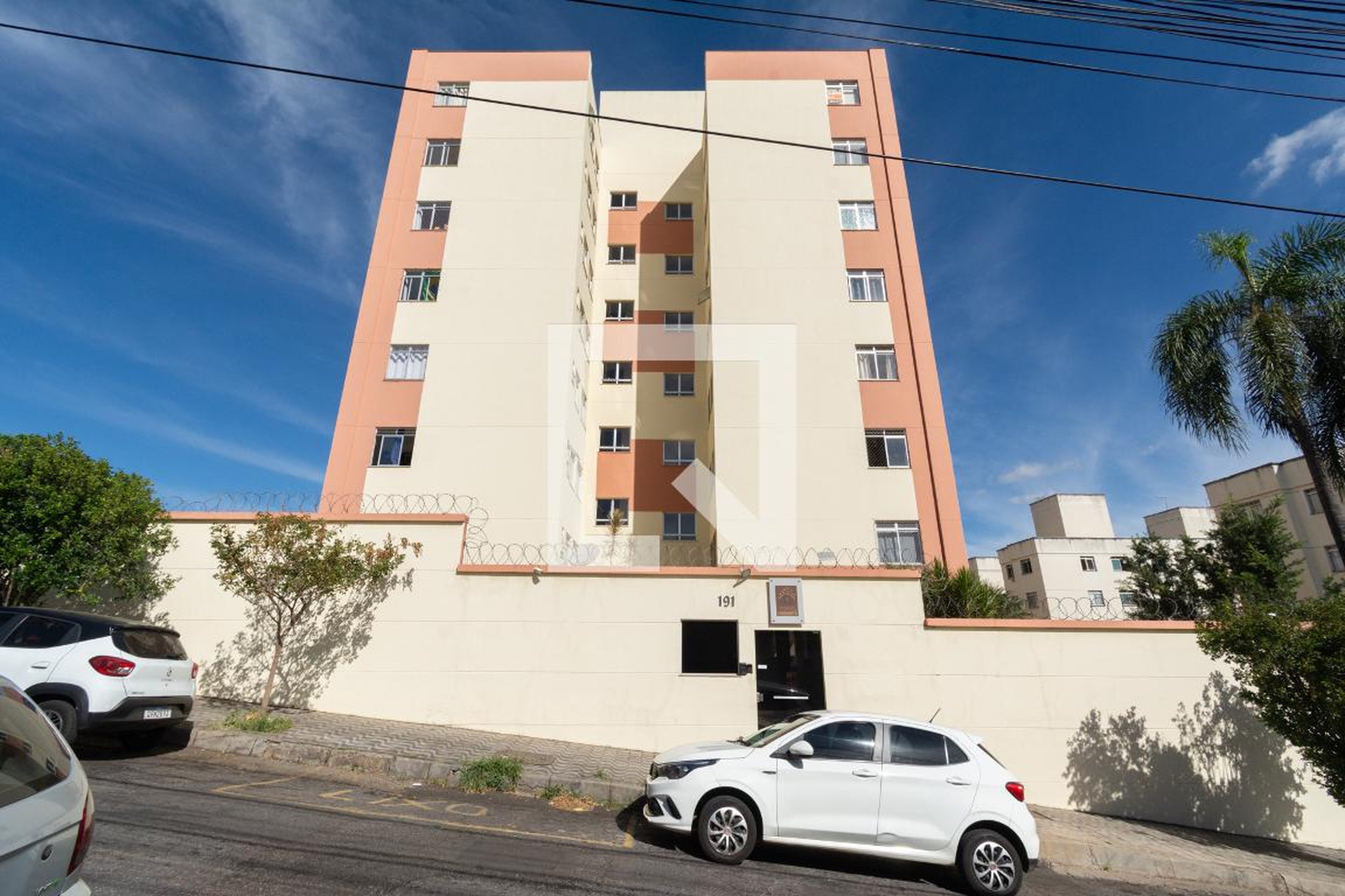 Fachada Edifício Camboatá