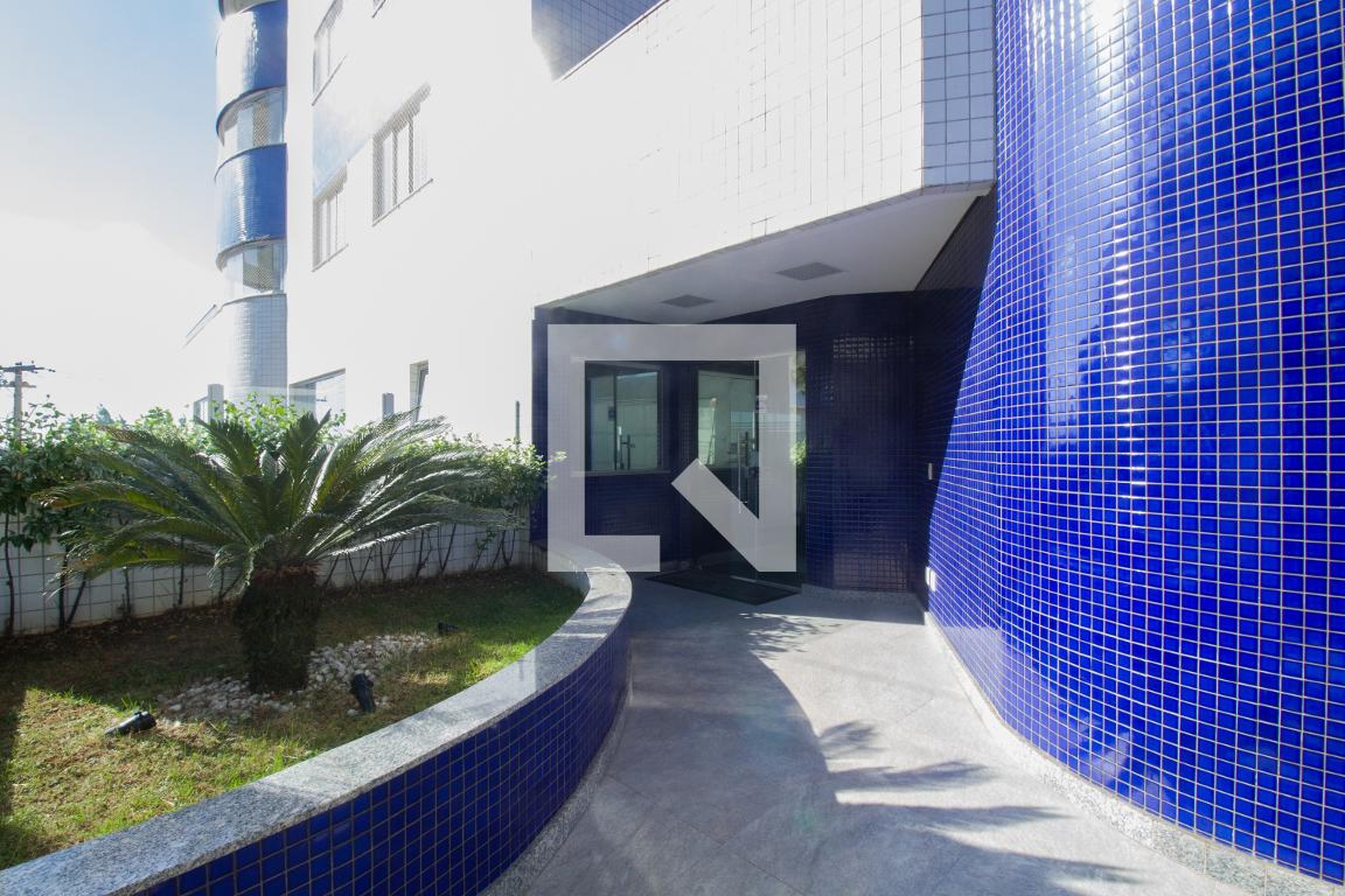 Entrada - Edifício Jardins do Fernão