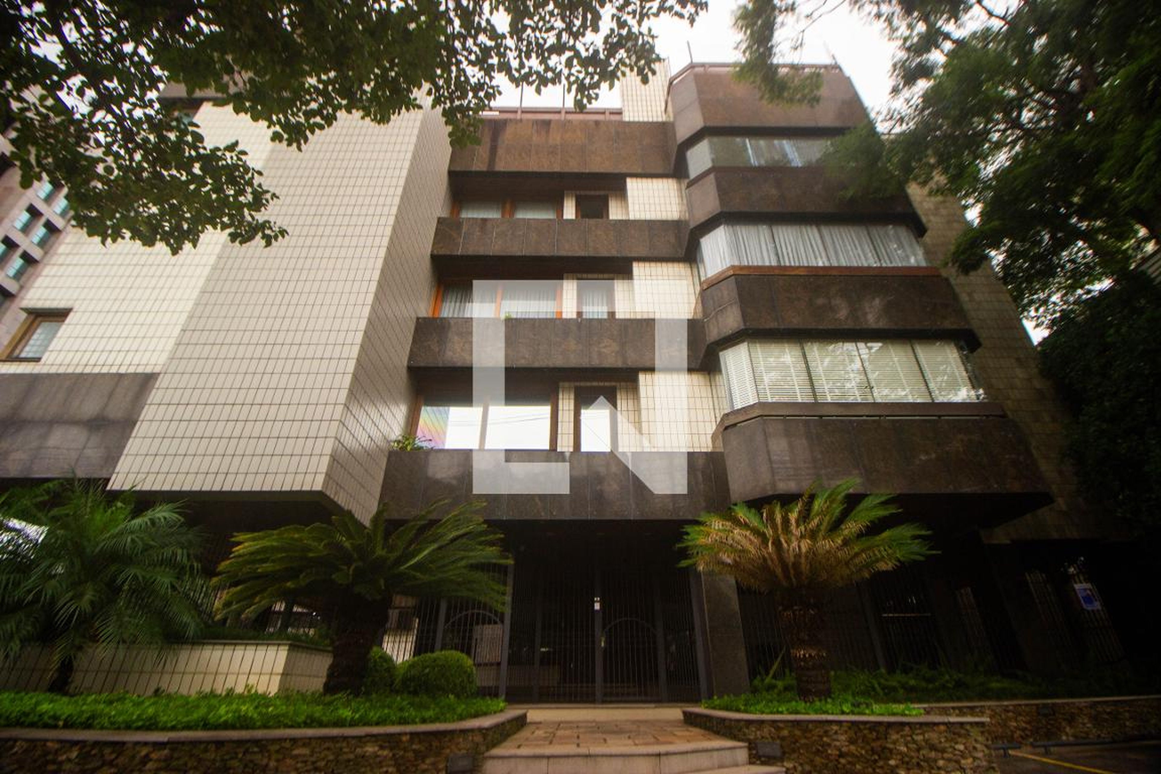 Fachada Condomínio Ed Colina de Montmartre