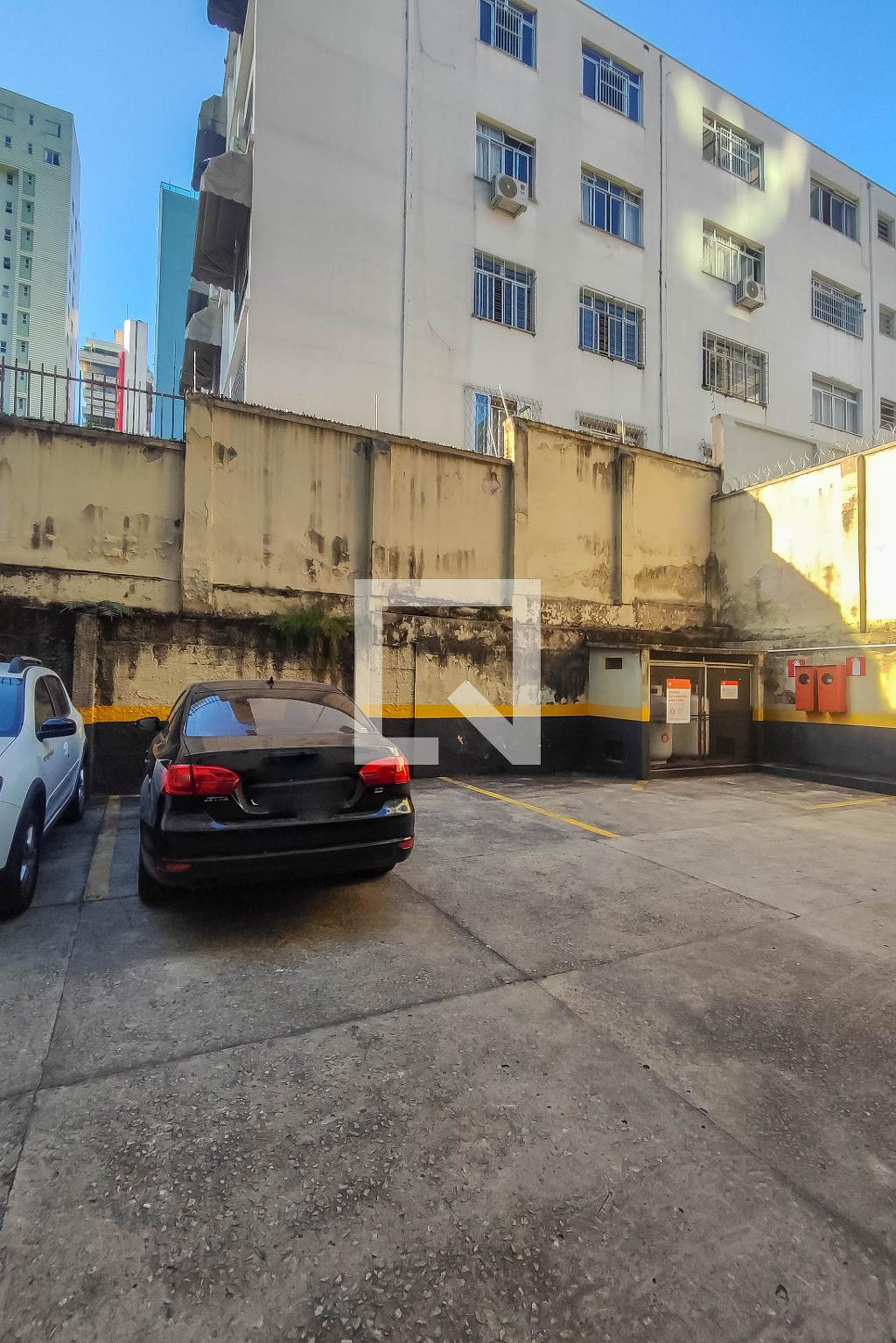 Área Externa Condomínio em Rua dos Aimorés, 50