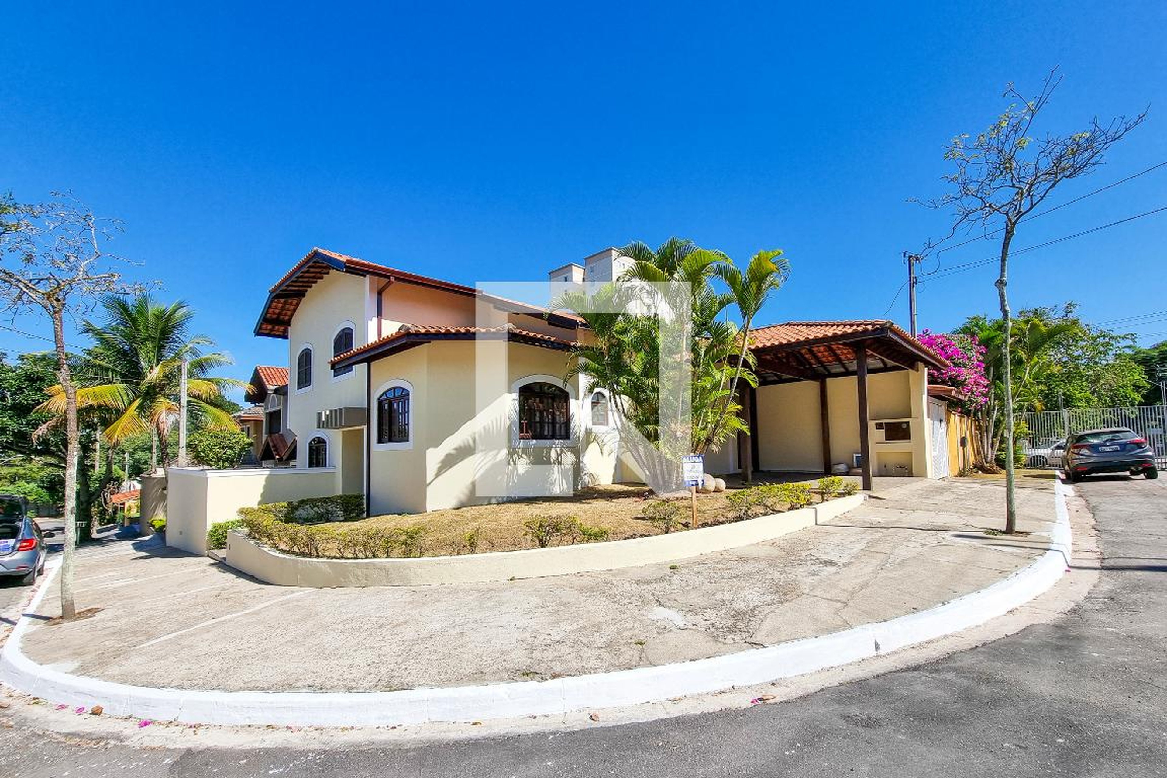 Fachada Condomínio em Rua Piedade Martins Pereira, 338