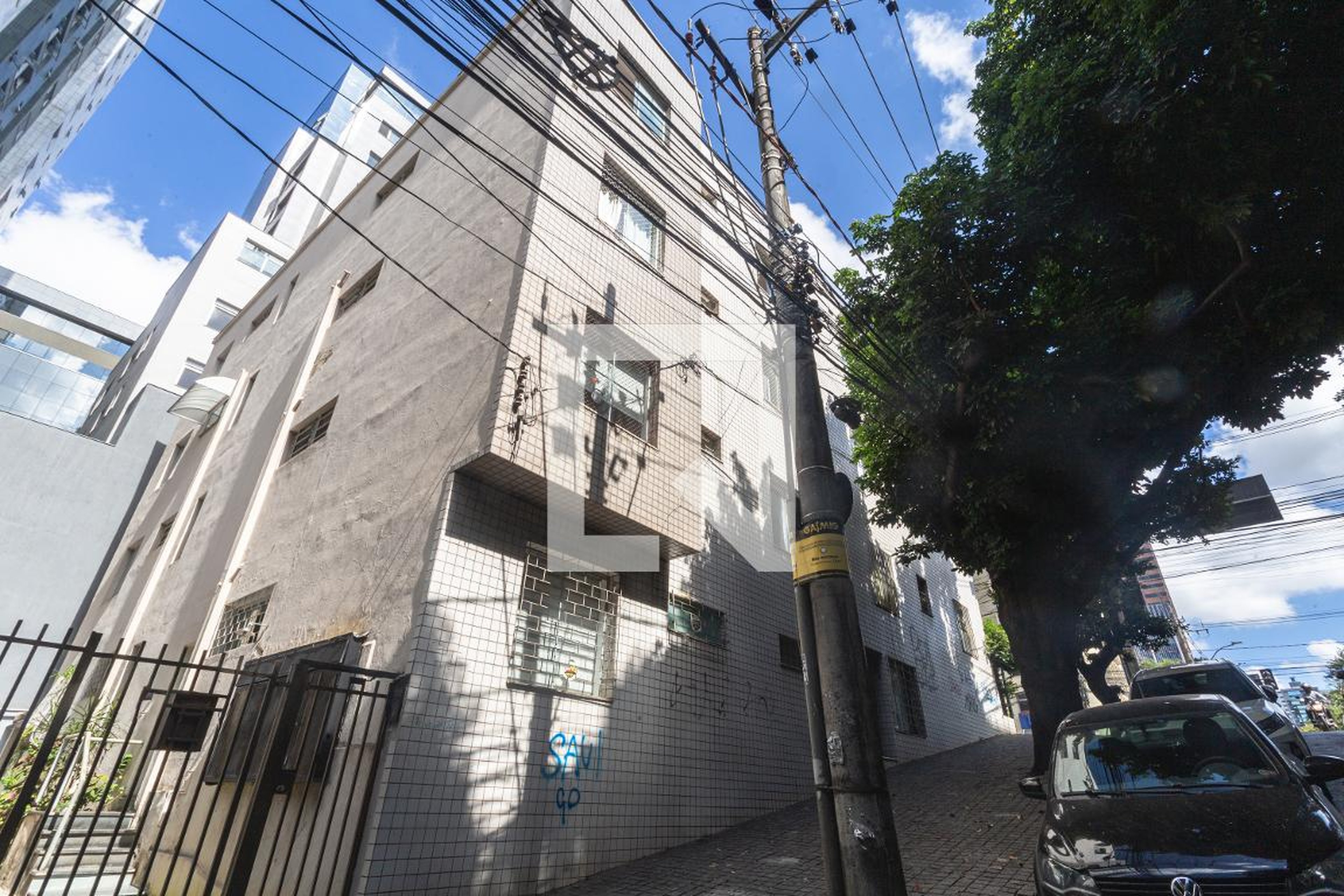 Fachada Condomínio em Rua Professor Antônio Aleixo, 789