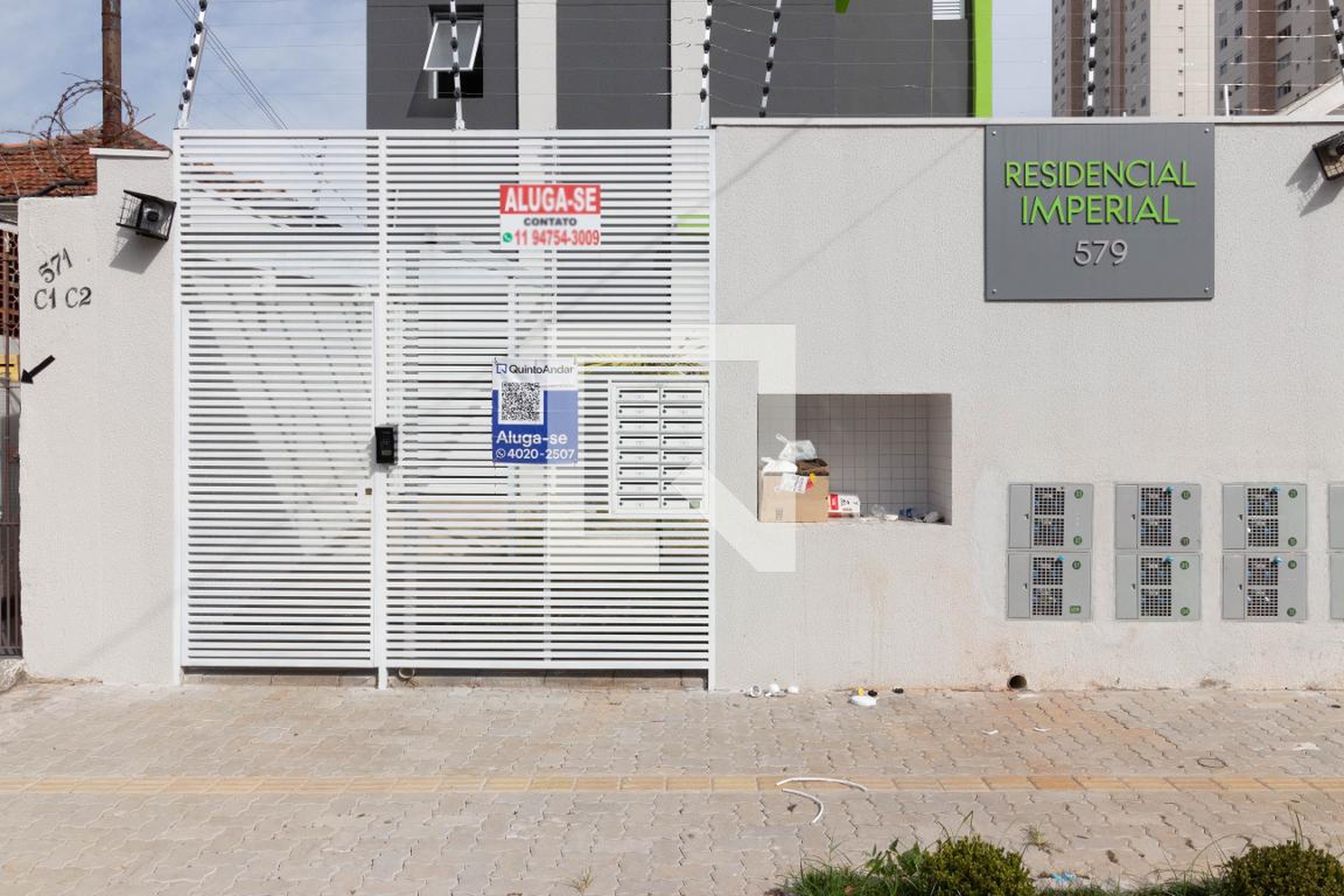 Fachada Condomínio em Rua Santo Elias, 125