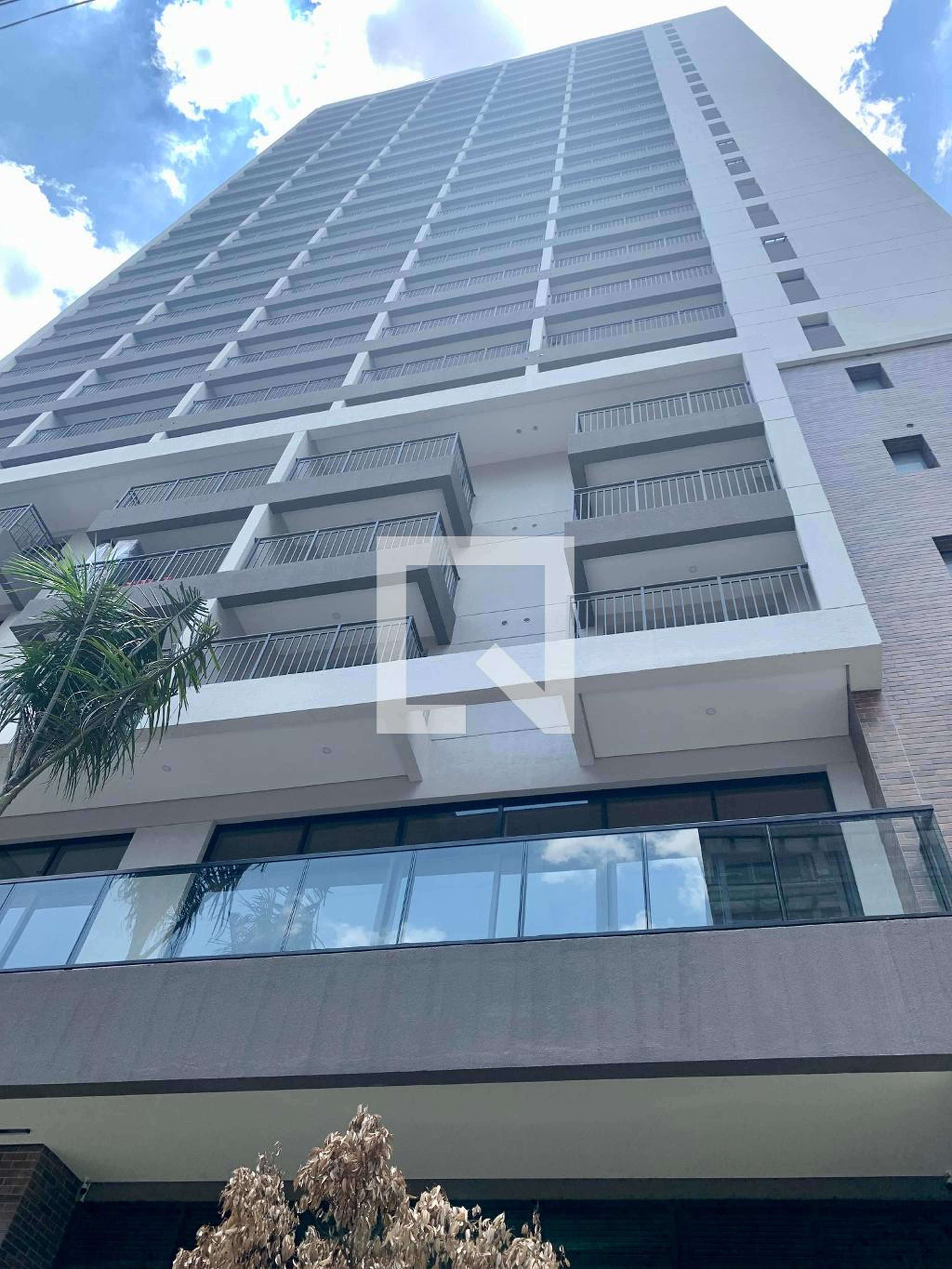 Fachada do Prédio Condomínio Is Consolação