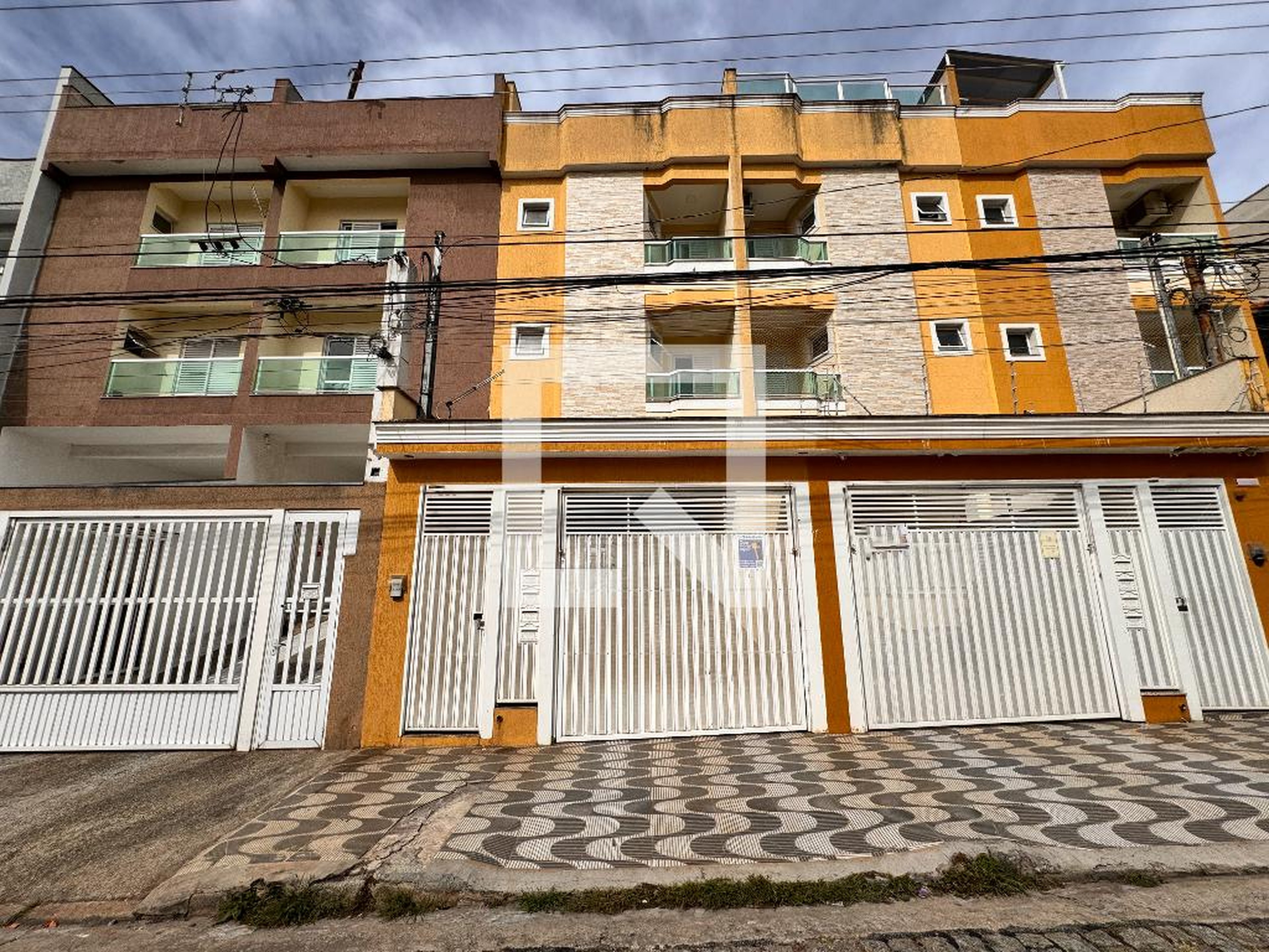 Fachada Condomínio em Rua Bélgica, 228