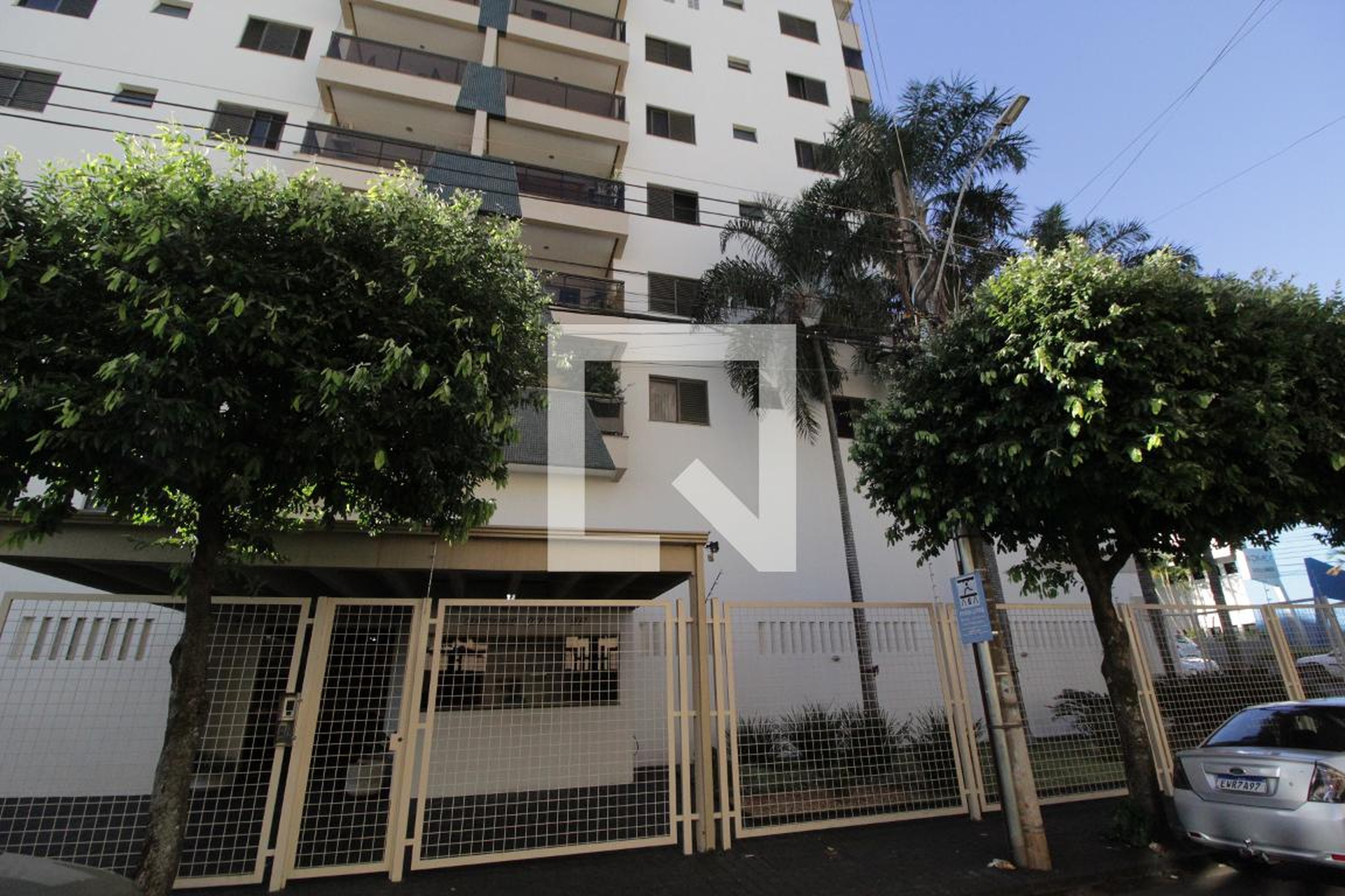 Fachada Edificio Jatoba