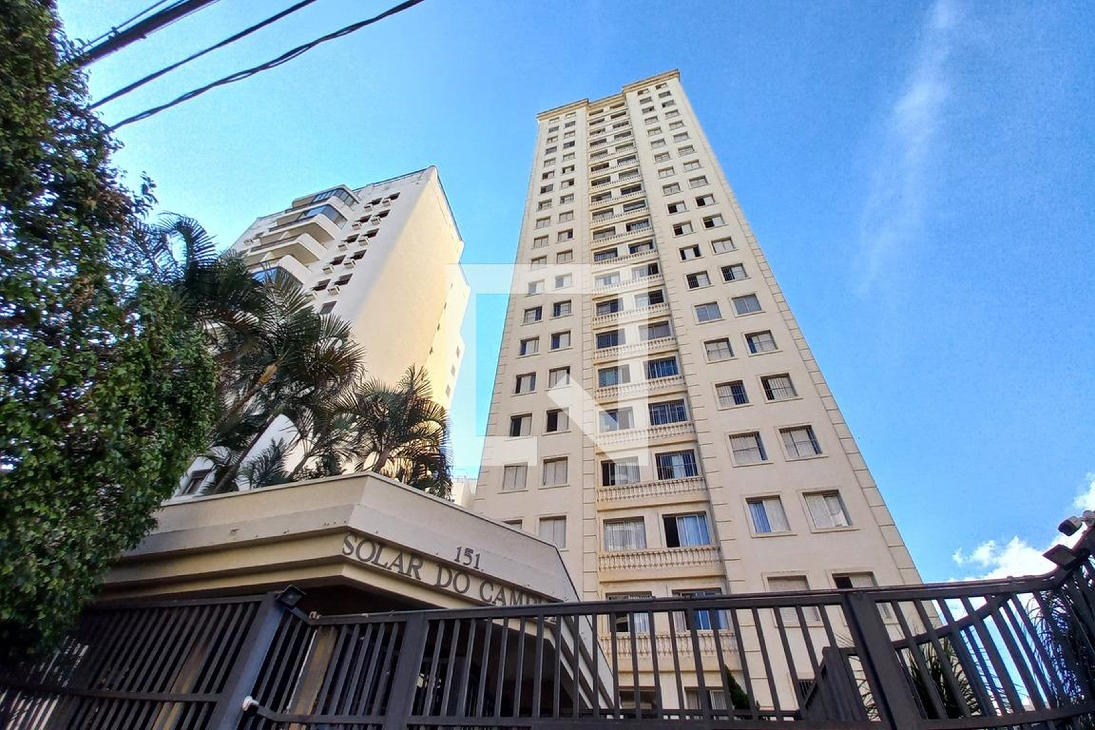 Fachada do Condominio Condomínio em Rua Doutor Sampaio Ferraz, 151