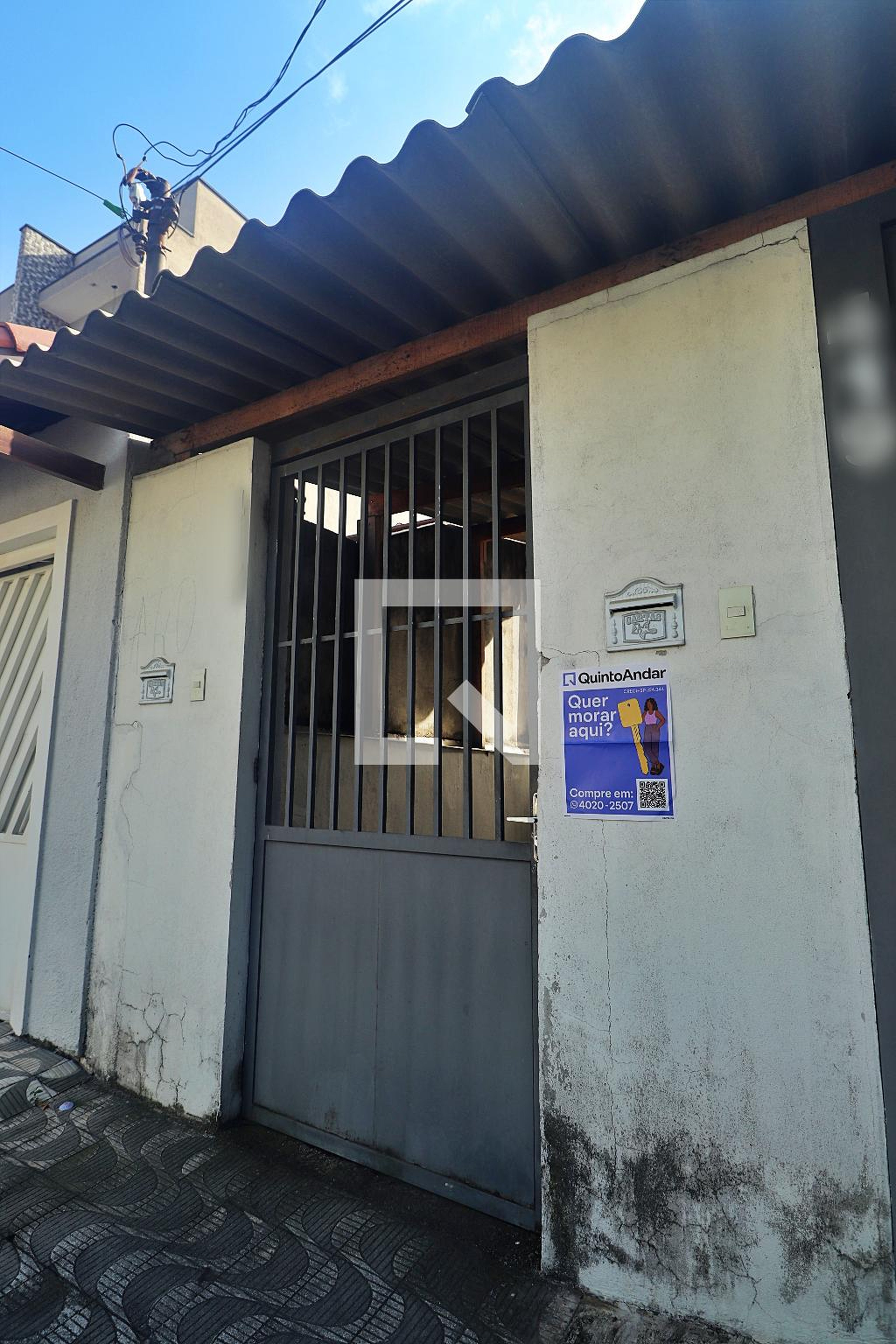 Fachada Condomínio em Rua Arujá, 417