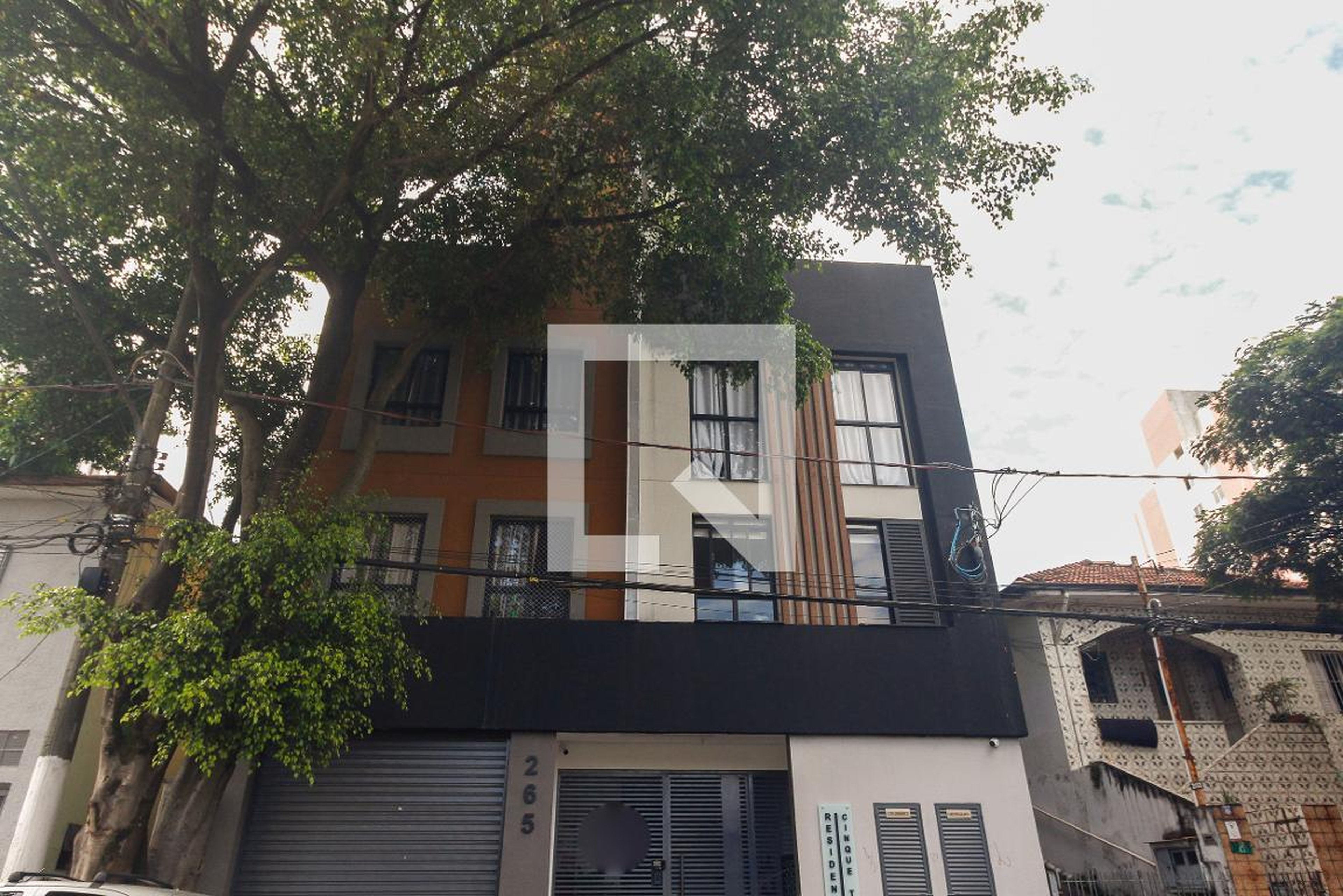 Fachada Residencial Cinque Terre