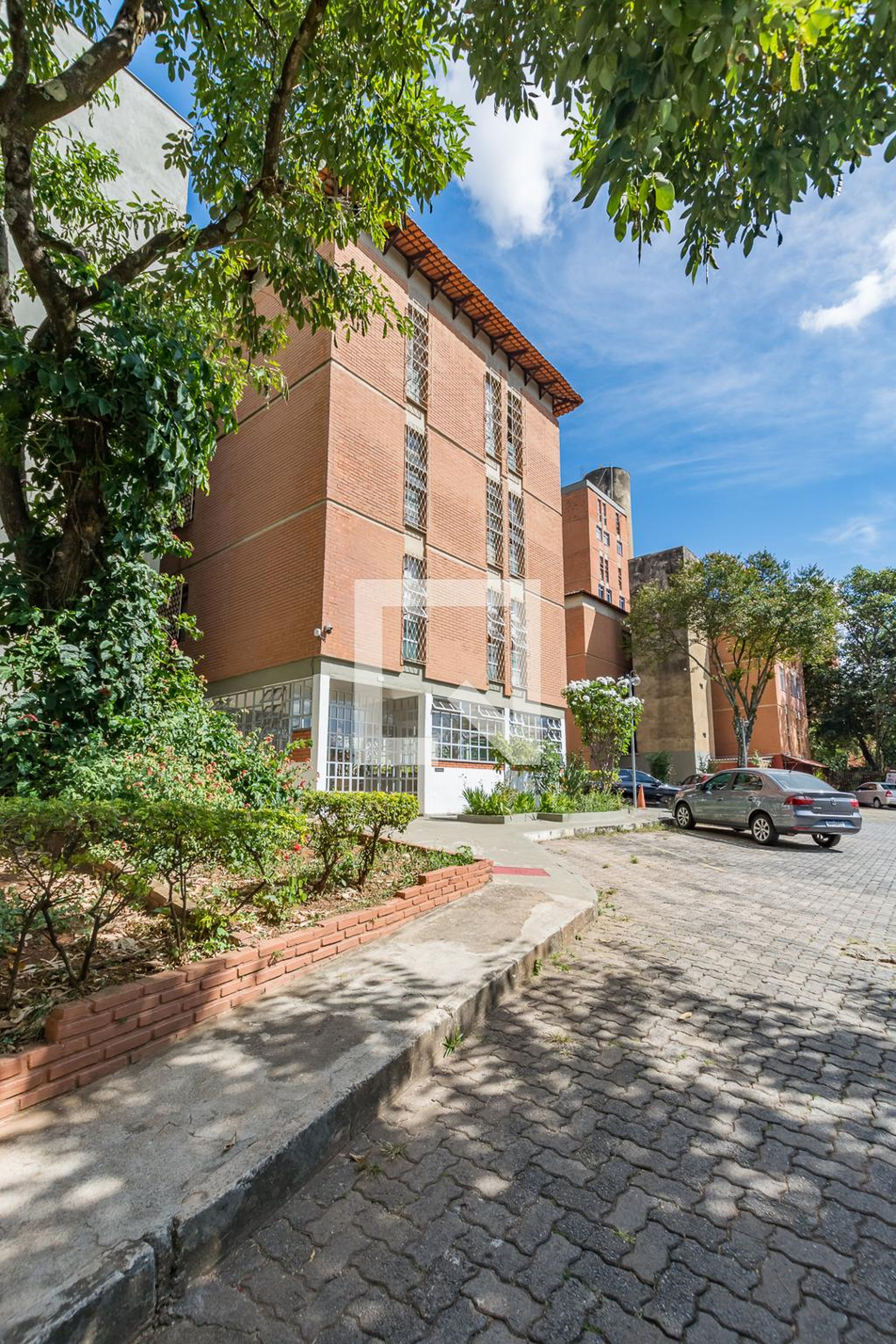 Fachada Edifício Satélite