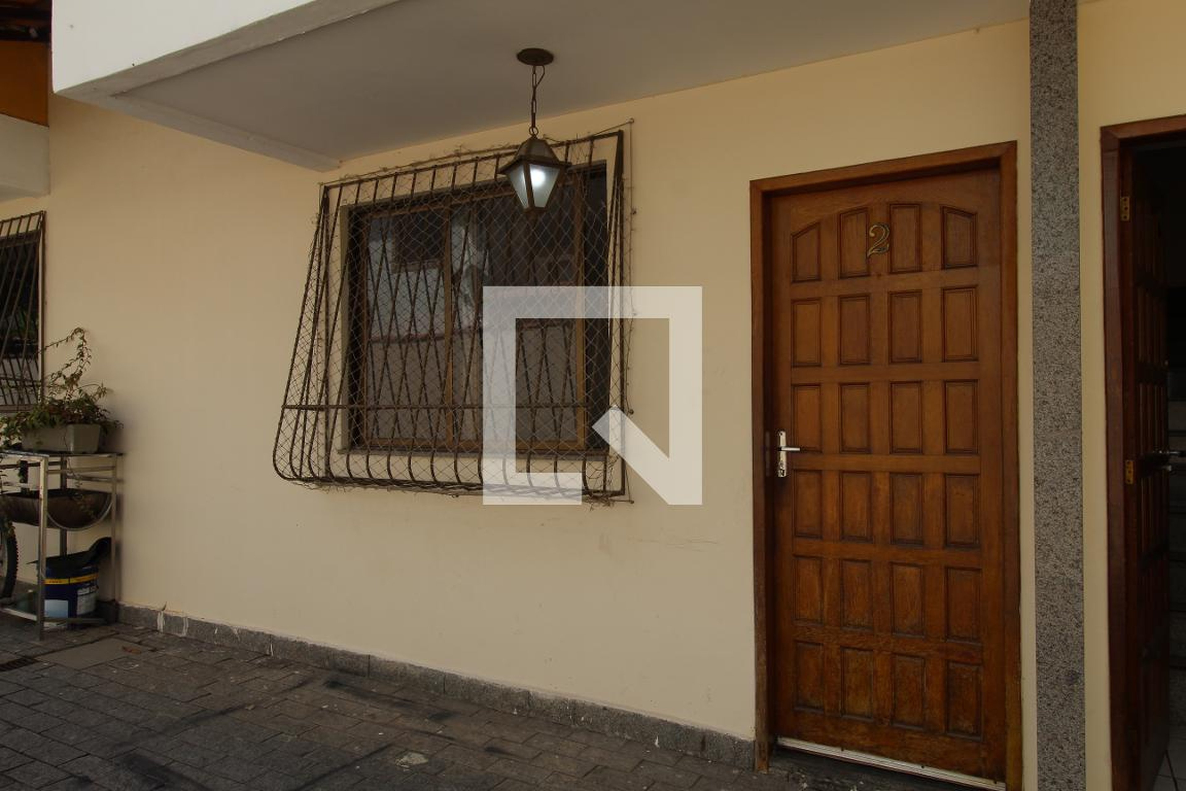 Fachada Condomínio em Rua Casa Grande, 80