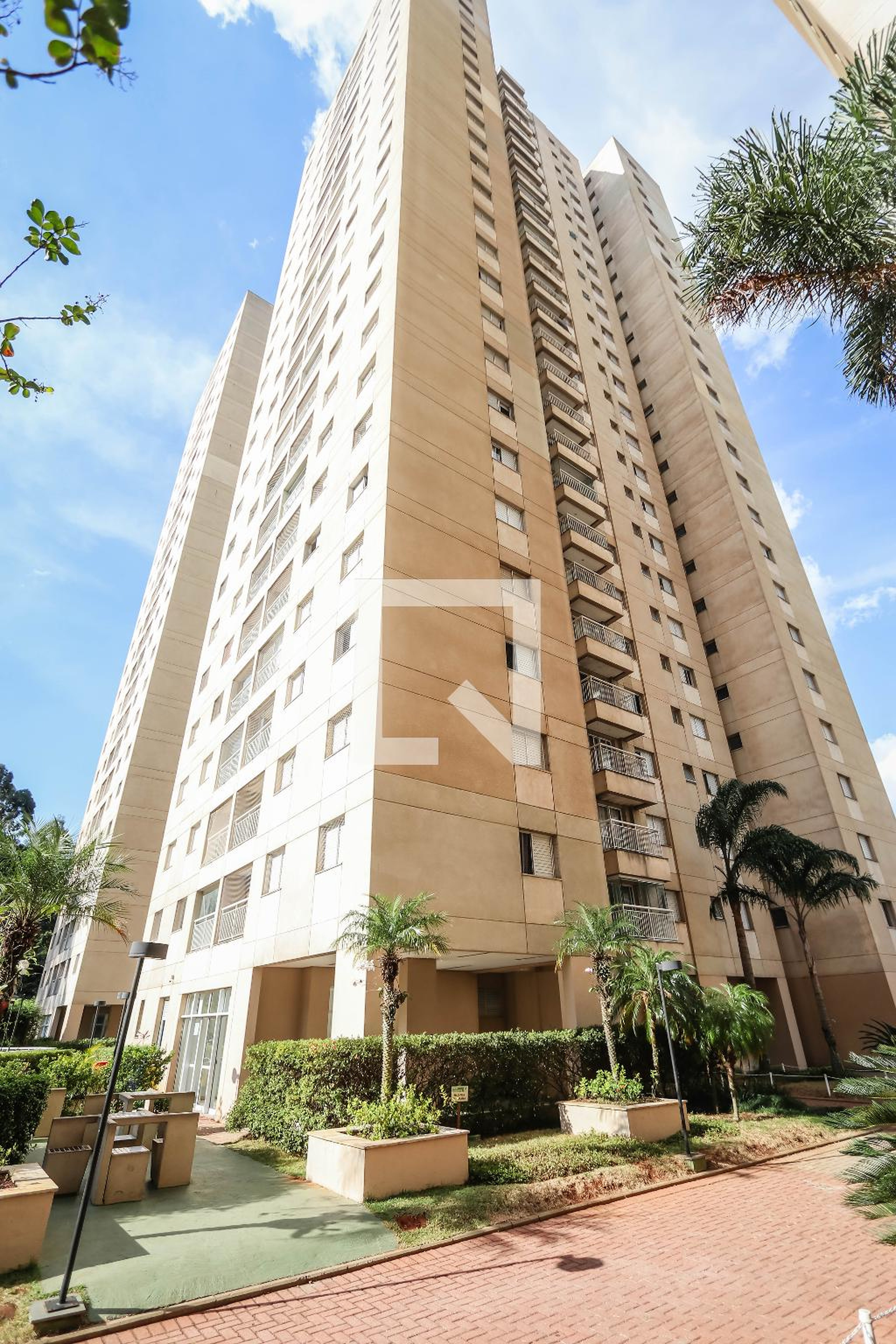 Predio Condomínio Brisas Residencial Clube