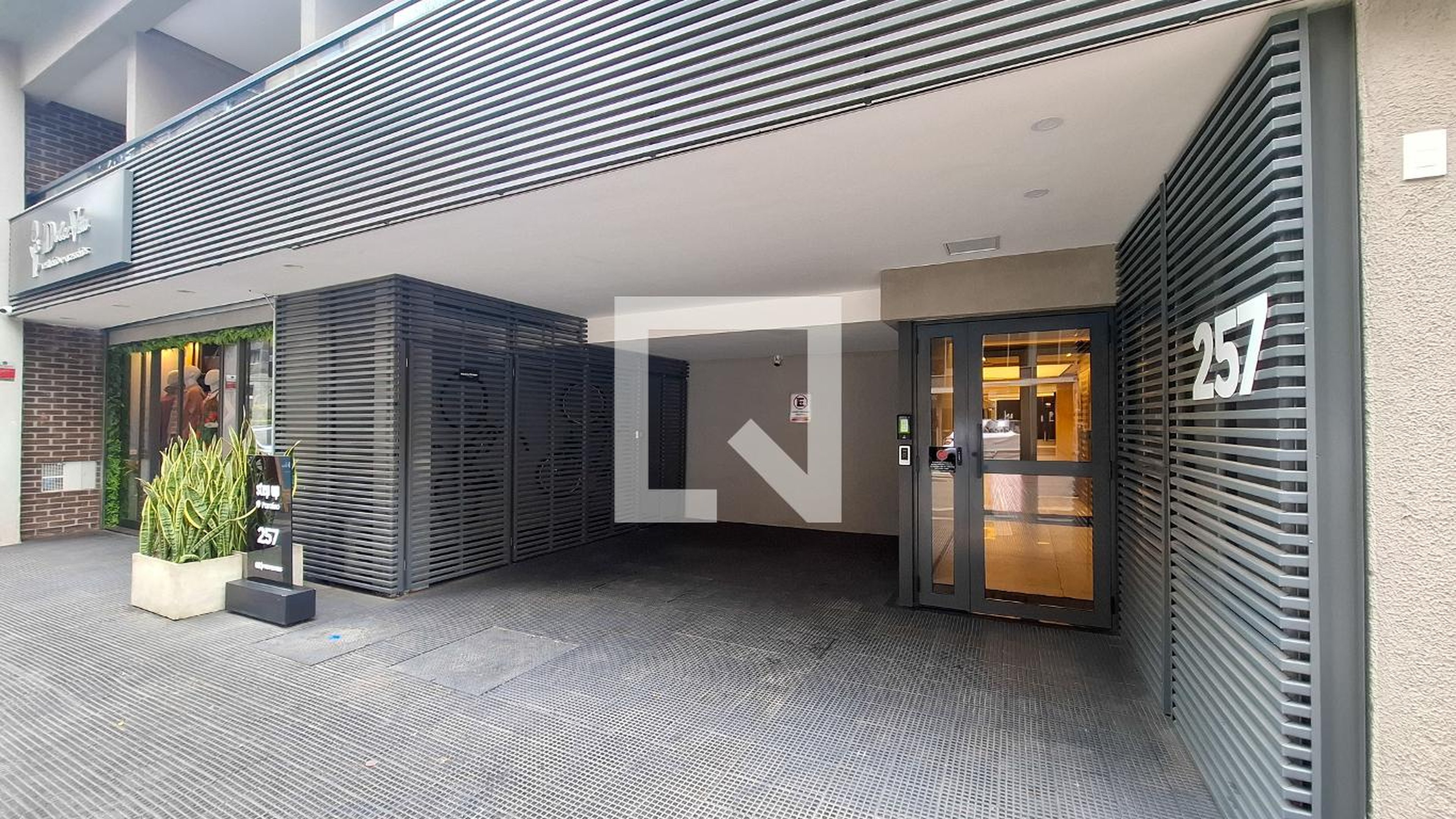 Fachada do Prédio Condomínio Step Up Paraíso