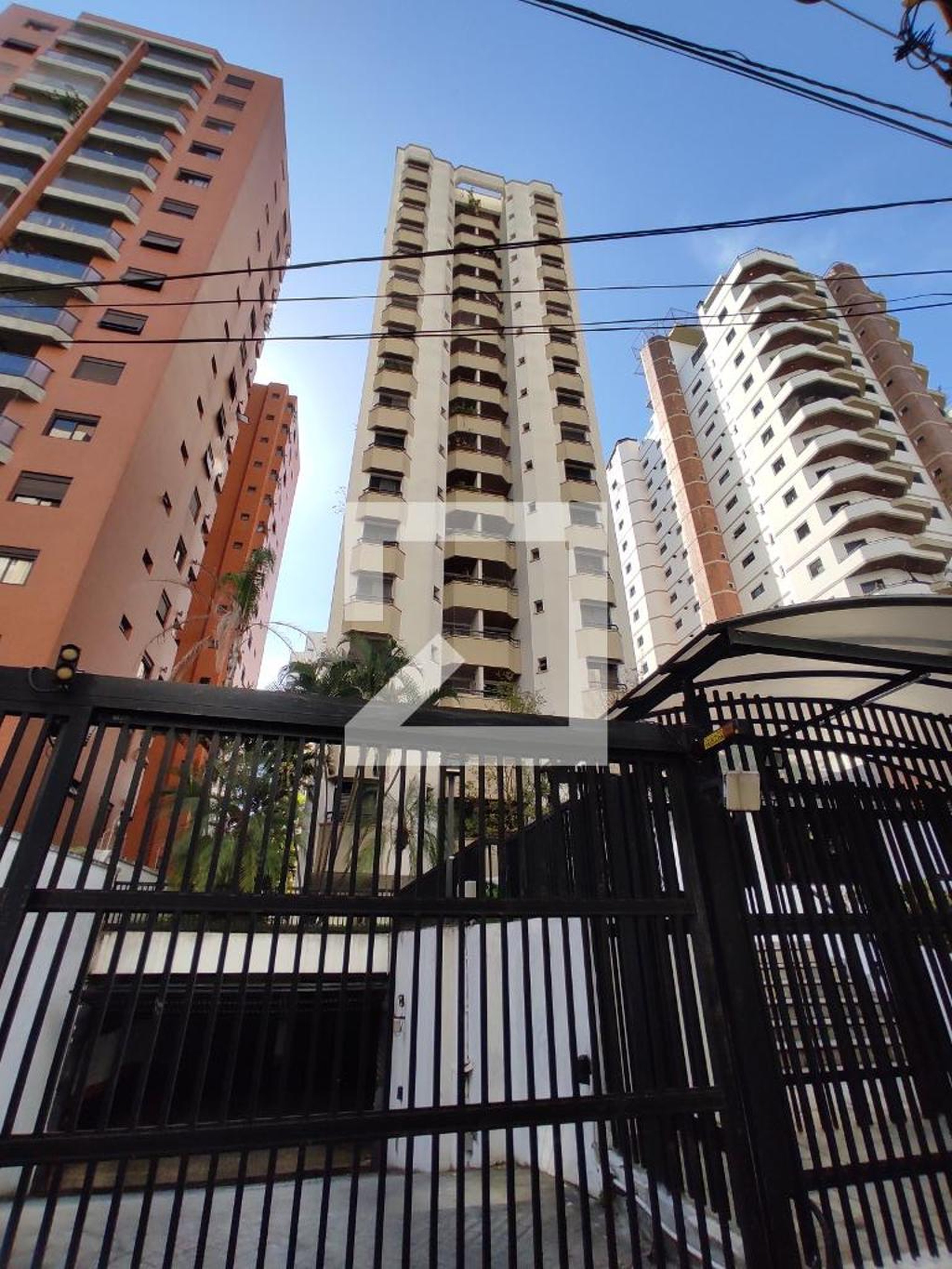 Fachada do Prédio Condomínio essa Renata