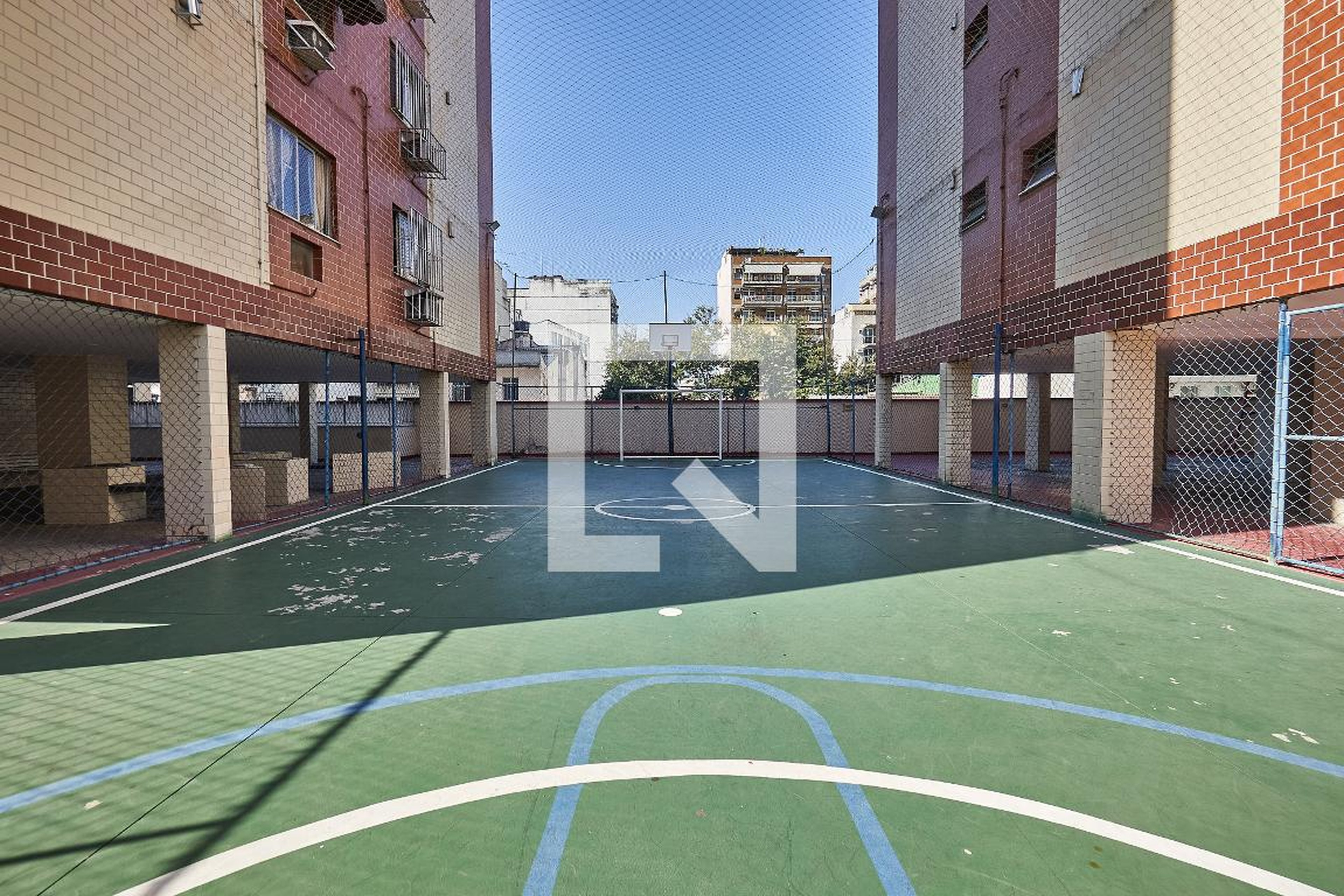 Quadra Esportiva - Solar Haddock Lobo