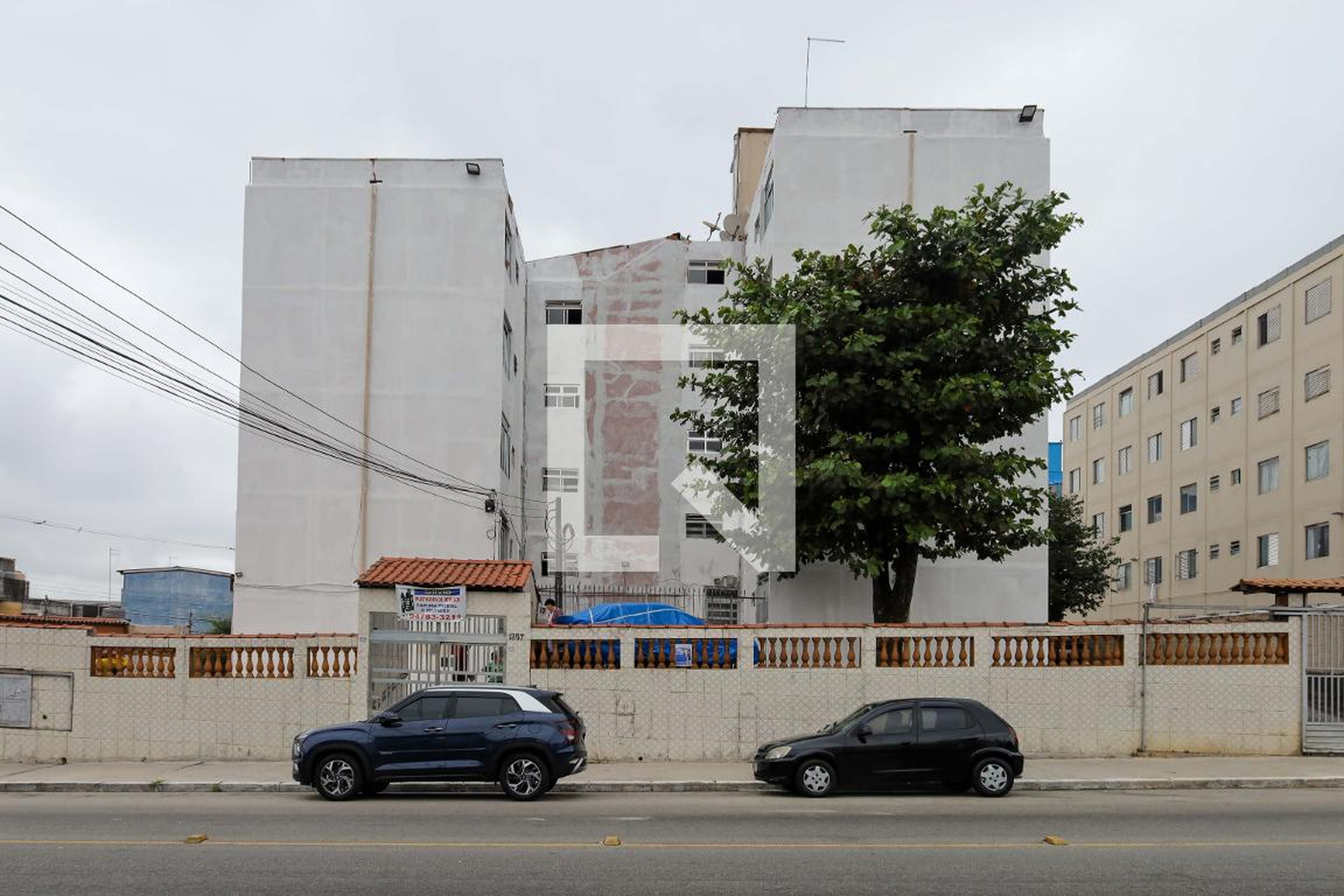 Fachada do Prédio Condomínio em Rua Jardim Tamoio, 1357