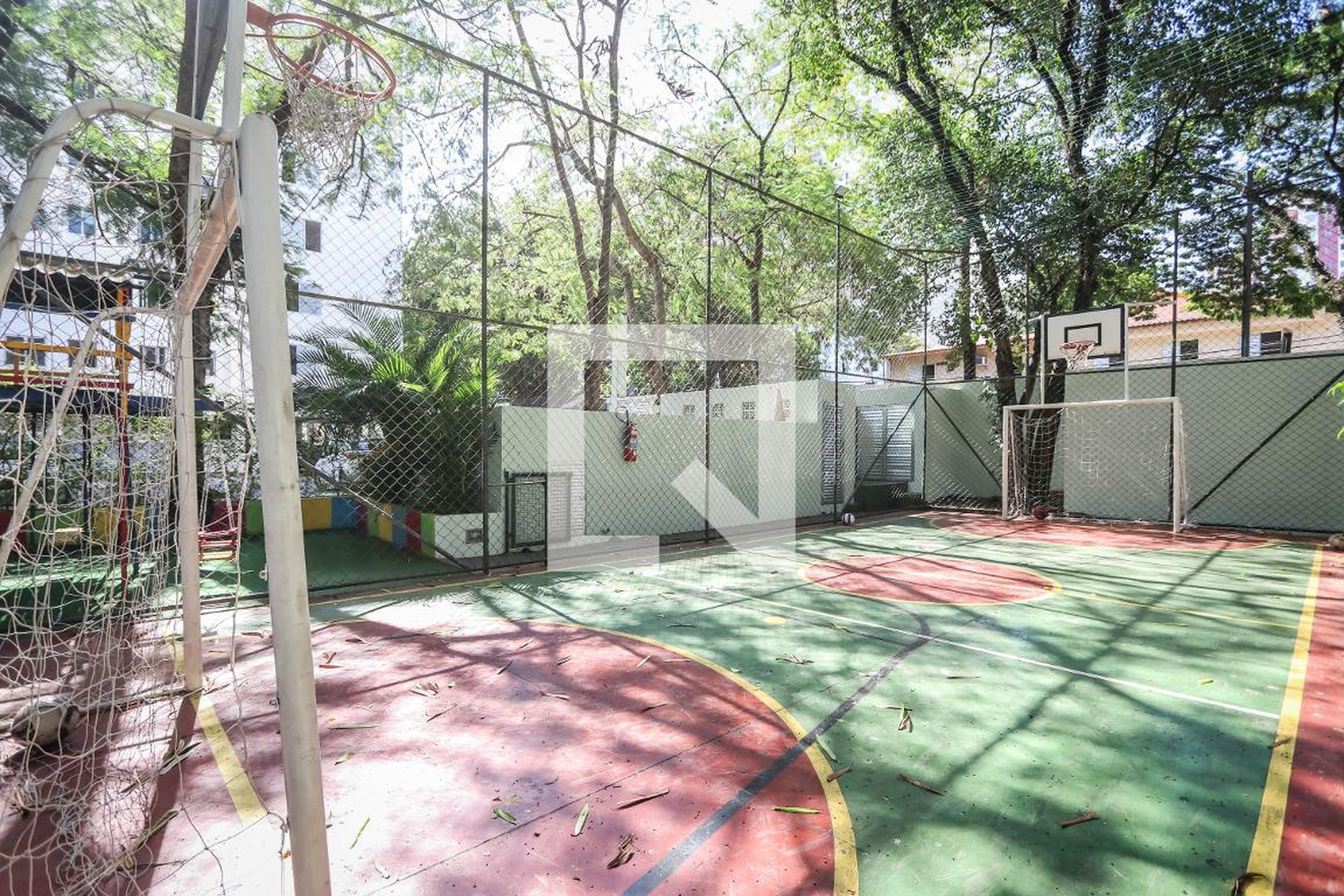 Quadra Esportiva - Ile de France