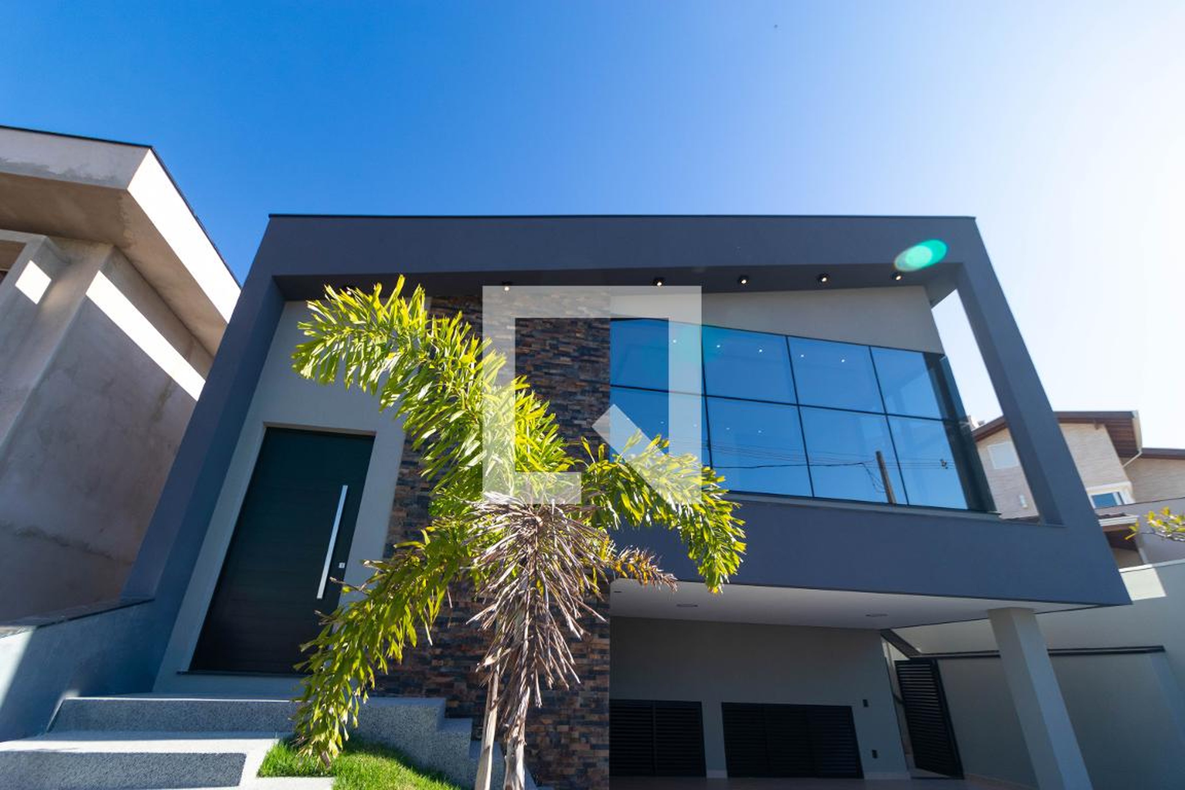 Fachada Condomínio em Rua Celeida Malaguti Beck, 199