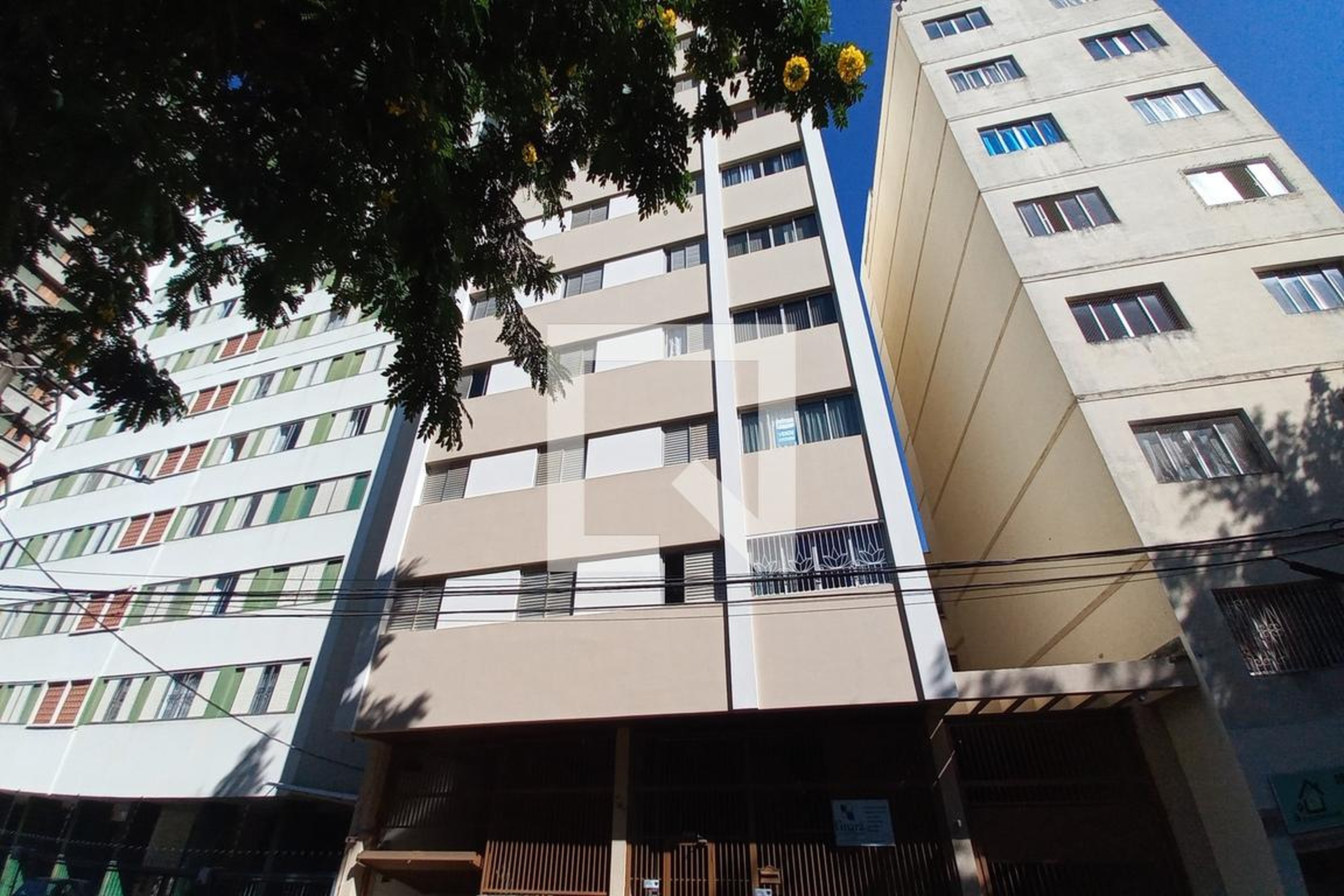 Fachada do Prédio Condomínio em Rua Cônego Cipião, 797