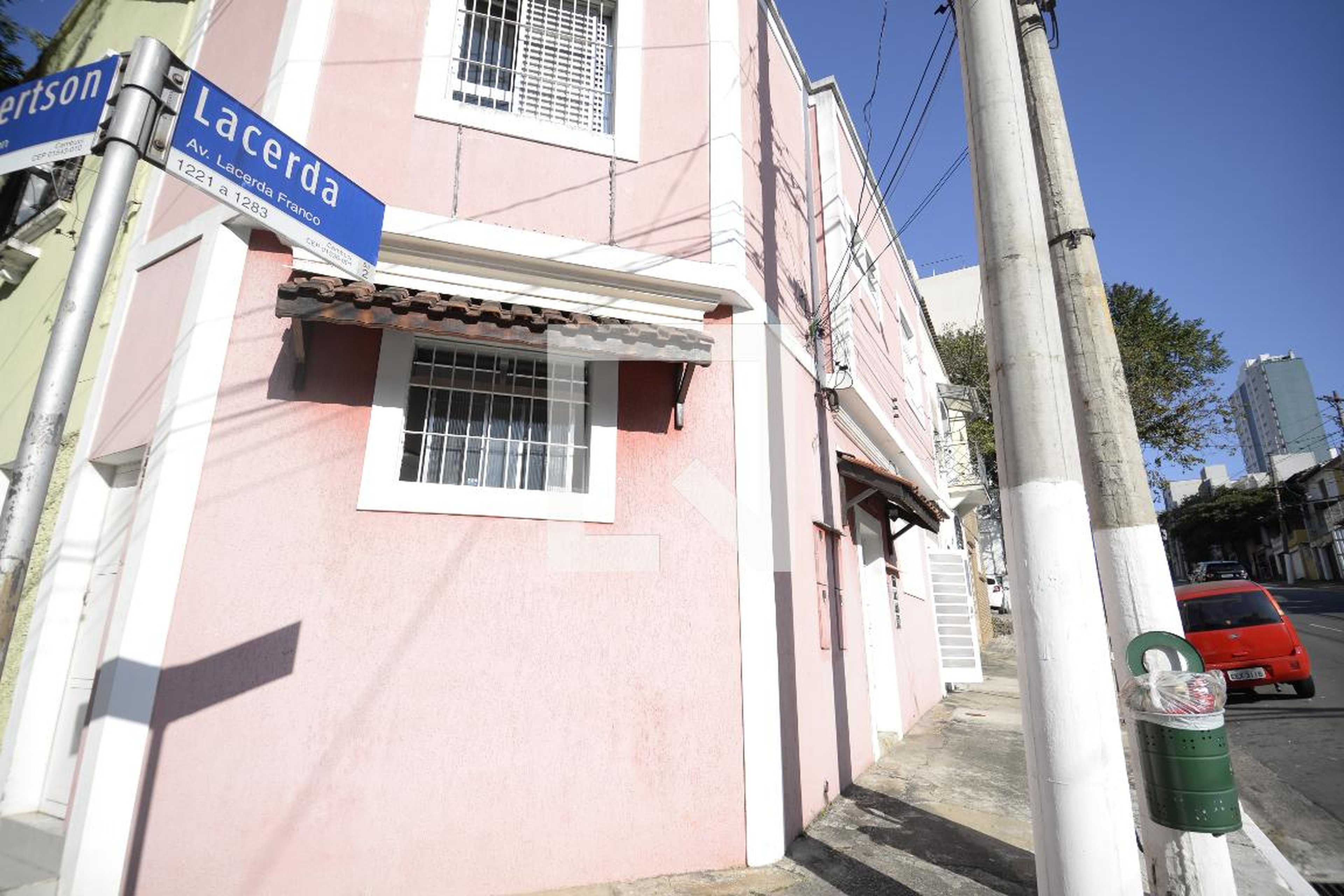 Fachada Condomínio em Avenida Lacerda Franco, 1221