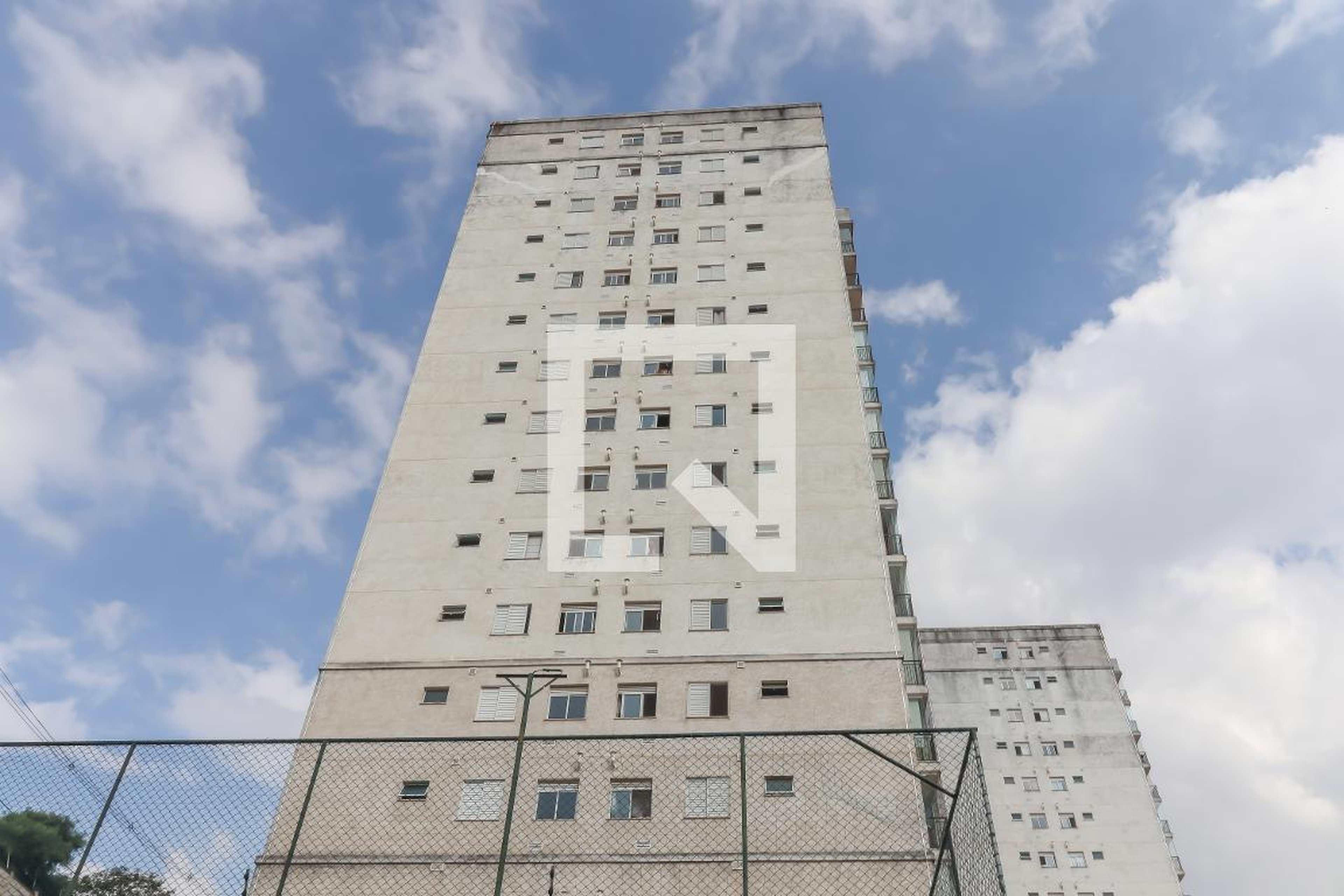 Fachada Condomínio em Avenida Paulo Prado, 78