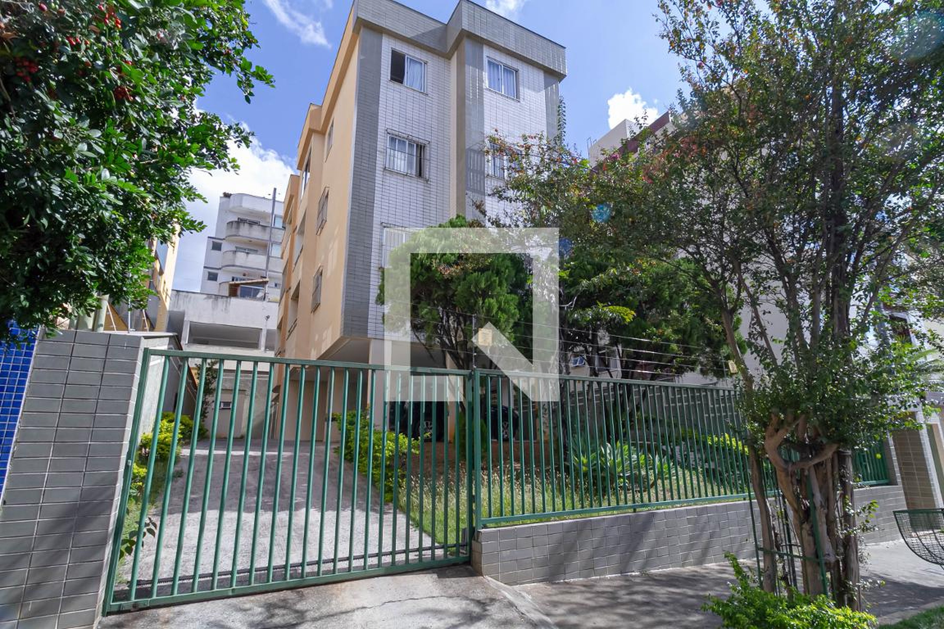 Fachada Edifício Costa Azul