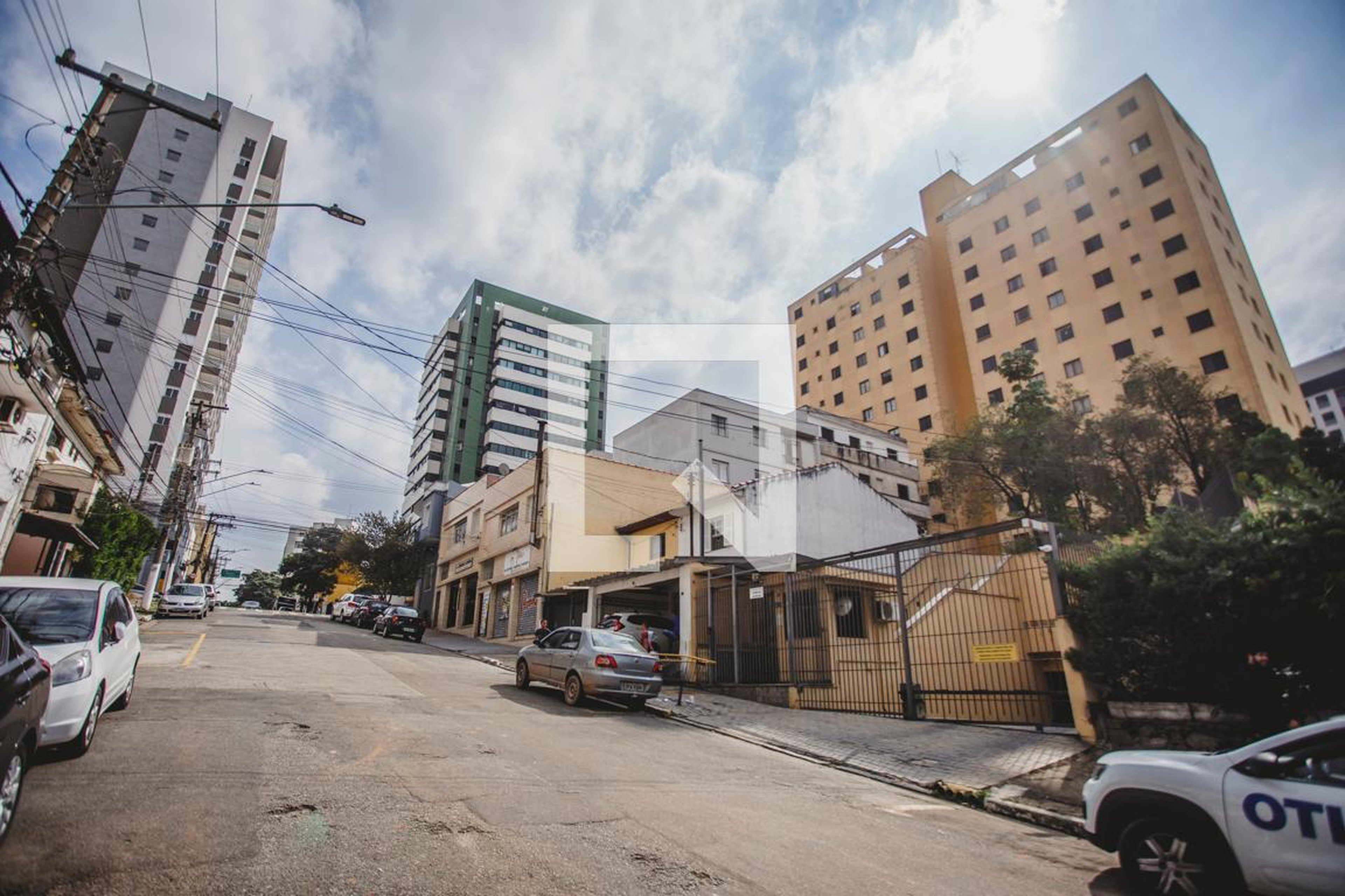 Fachada Condomínio em Rua Oriçanga, 14