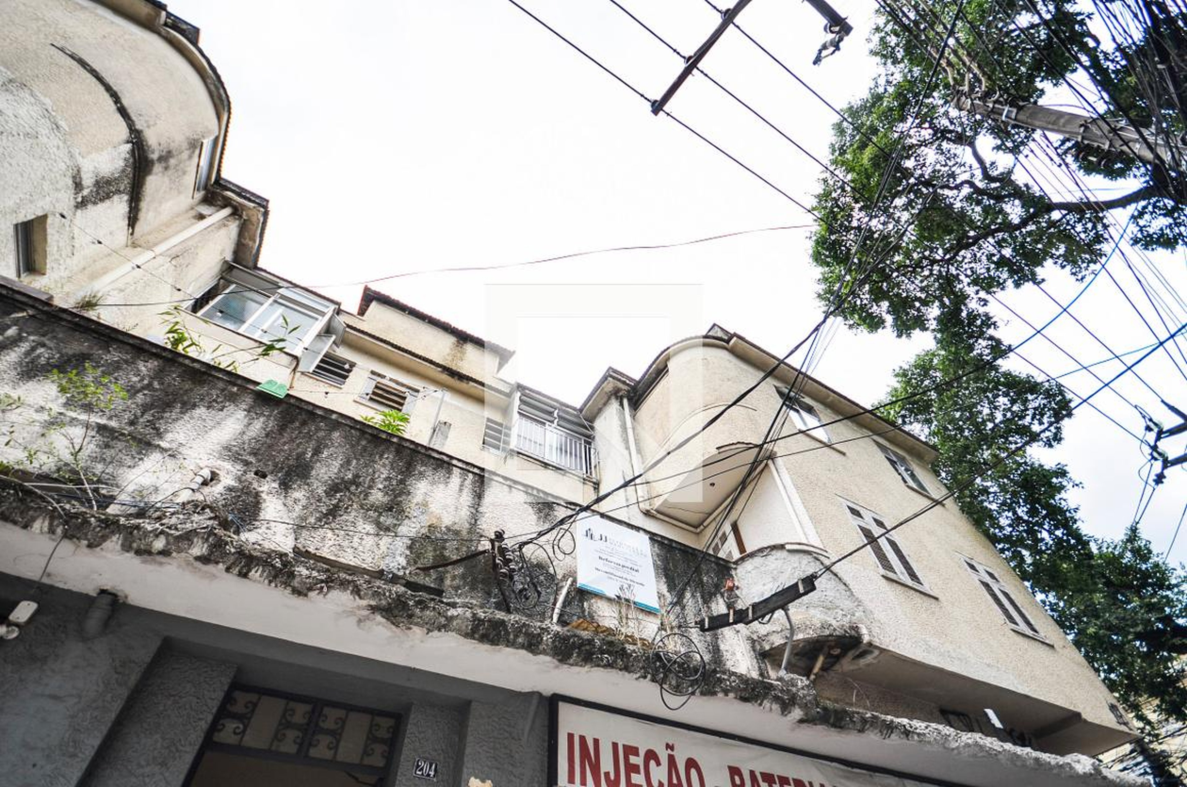 Fachada Condomínio em Rua Deputado Soares Filho, 204