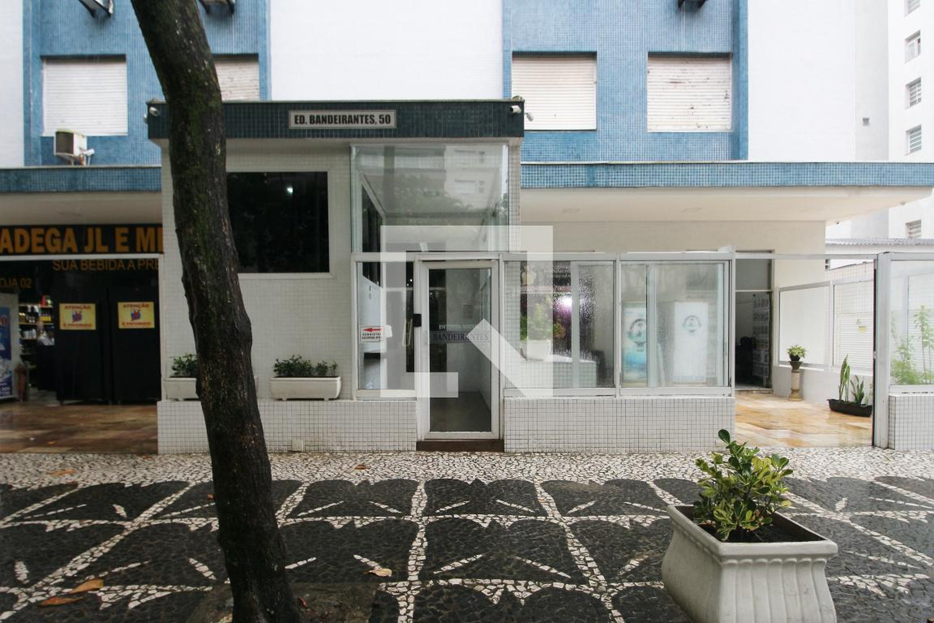 Fachada Condomínio Bandeirantes