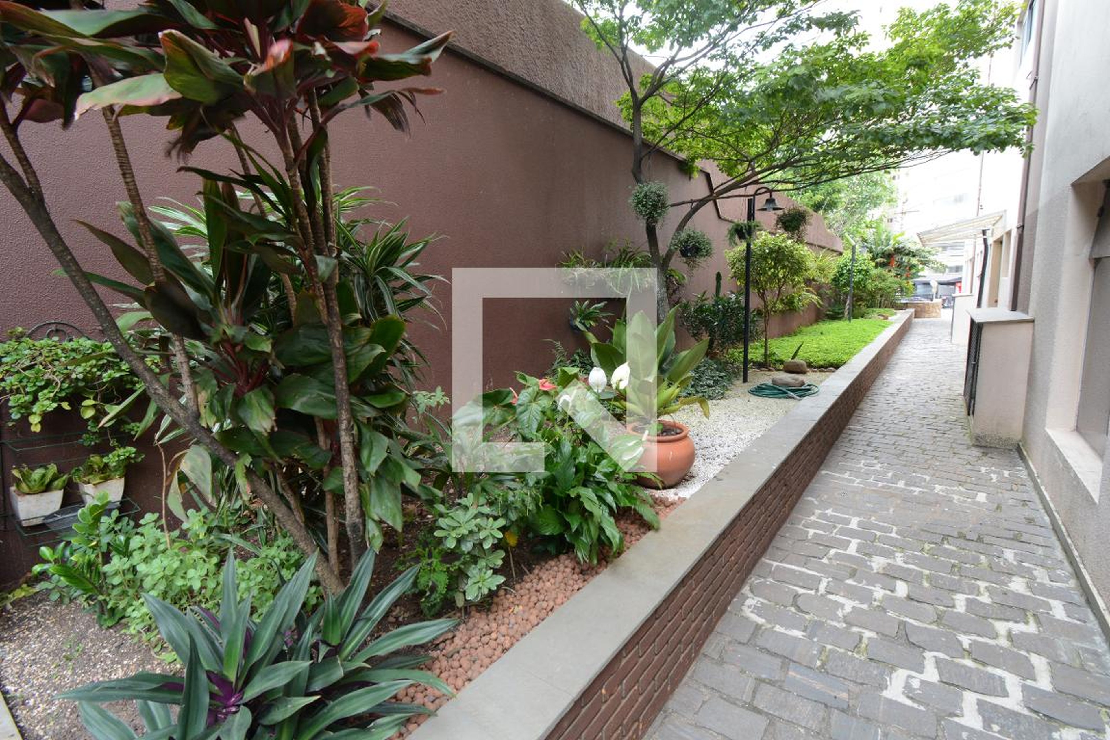 Área comum - de Sabará