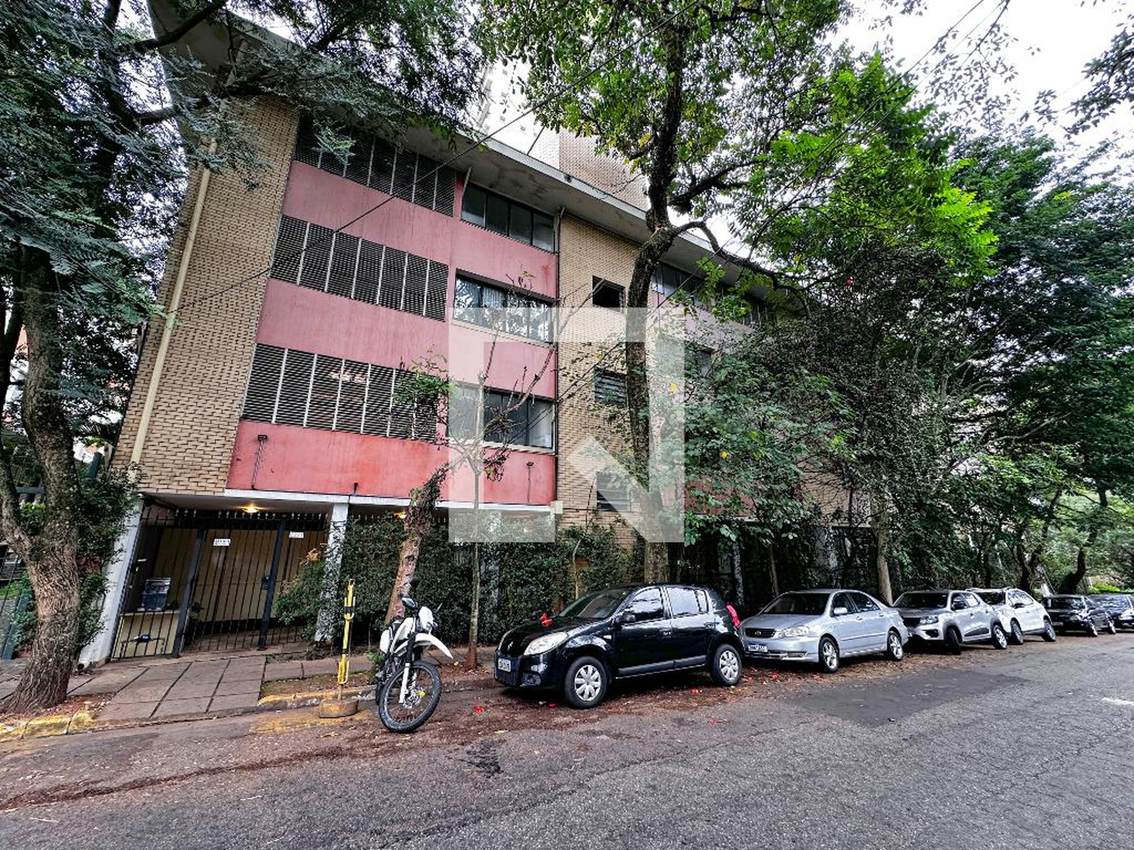 Fachada Condomínio em Rua São Benedito, 2331