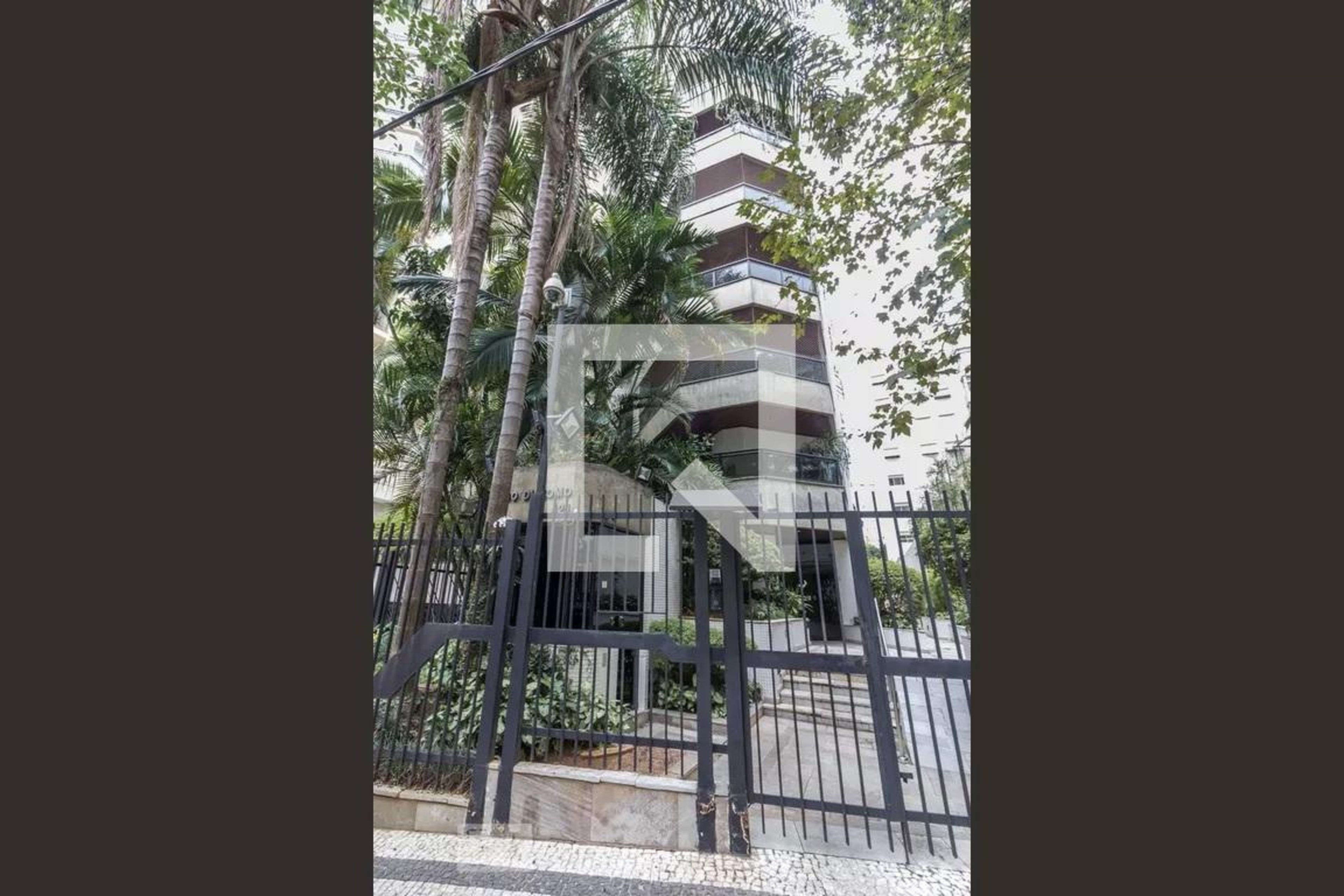 Fachada Condomínio Lago di Como