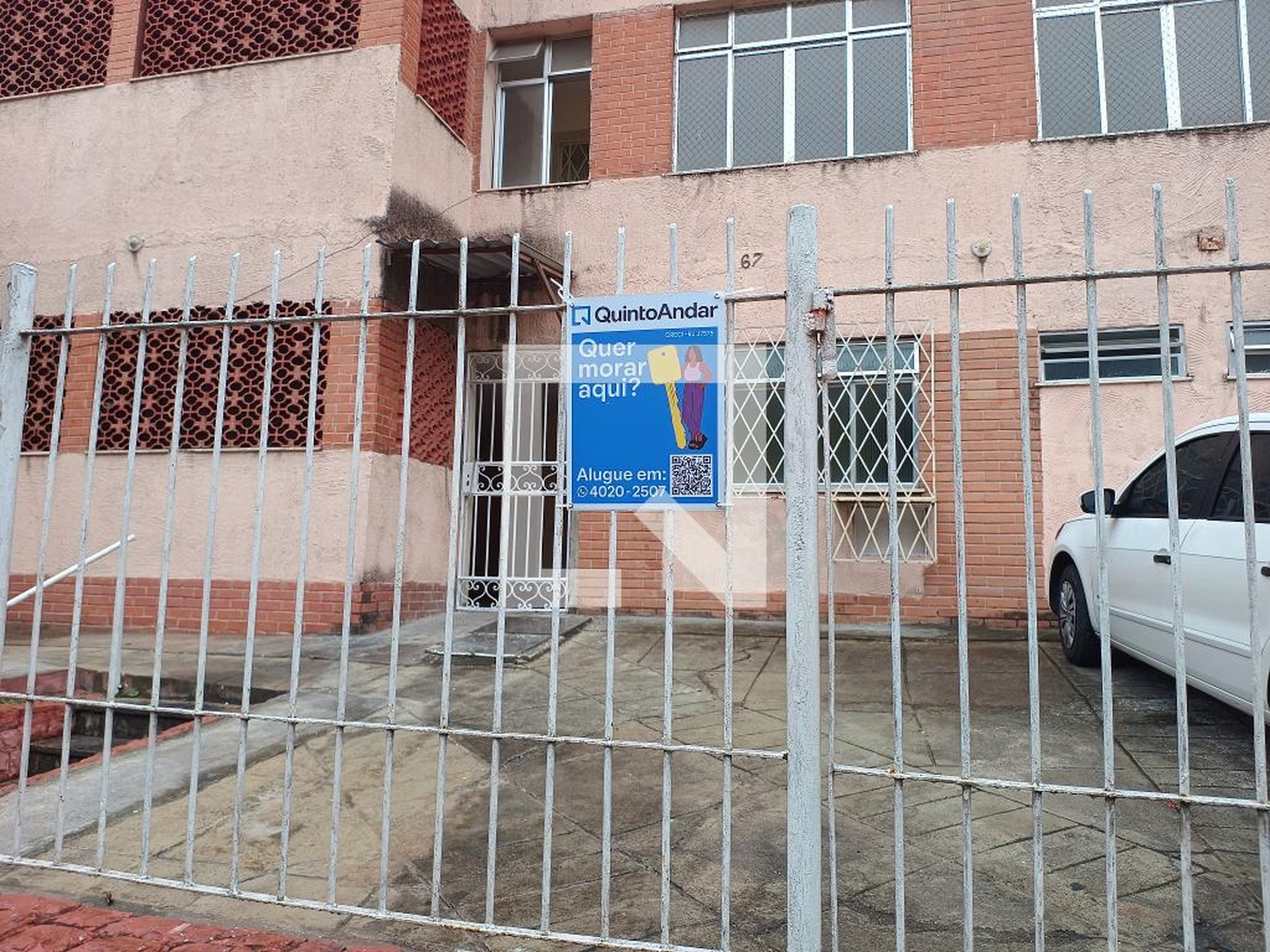 Fachada Condomínio em Rua Arídio Martins, 67