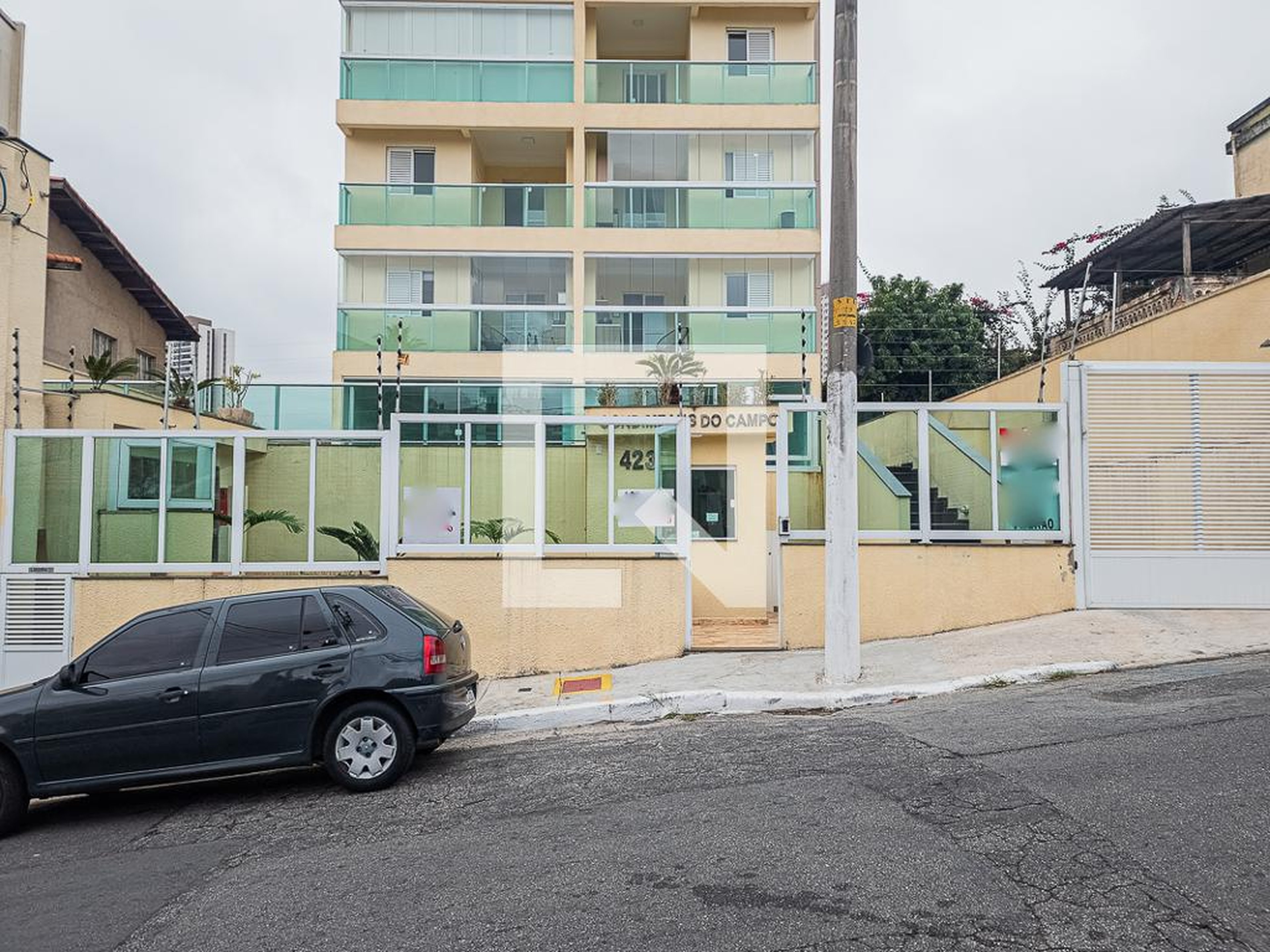 Fachada Condomínio em Rua Ladário, 385