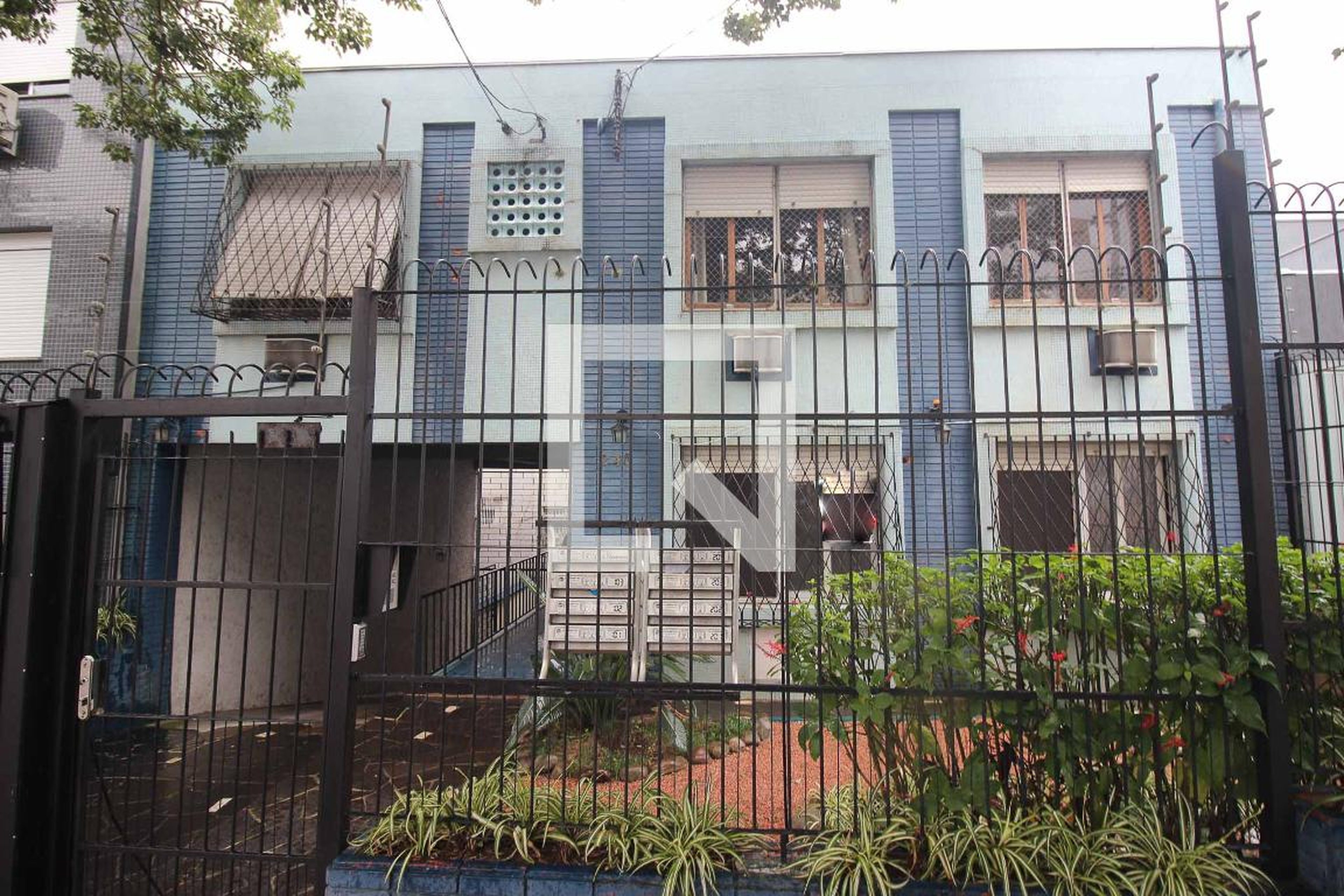 Fachada do Prédio Condomínio em Rua Euríco Lara, 240