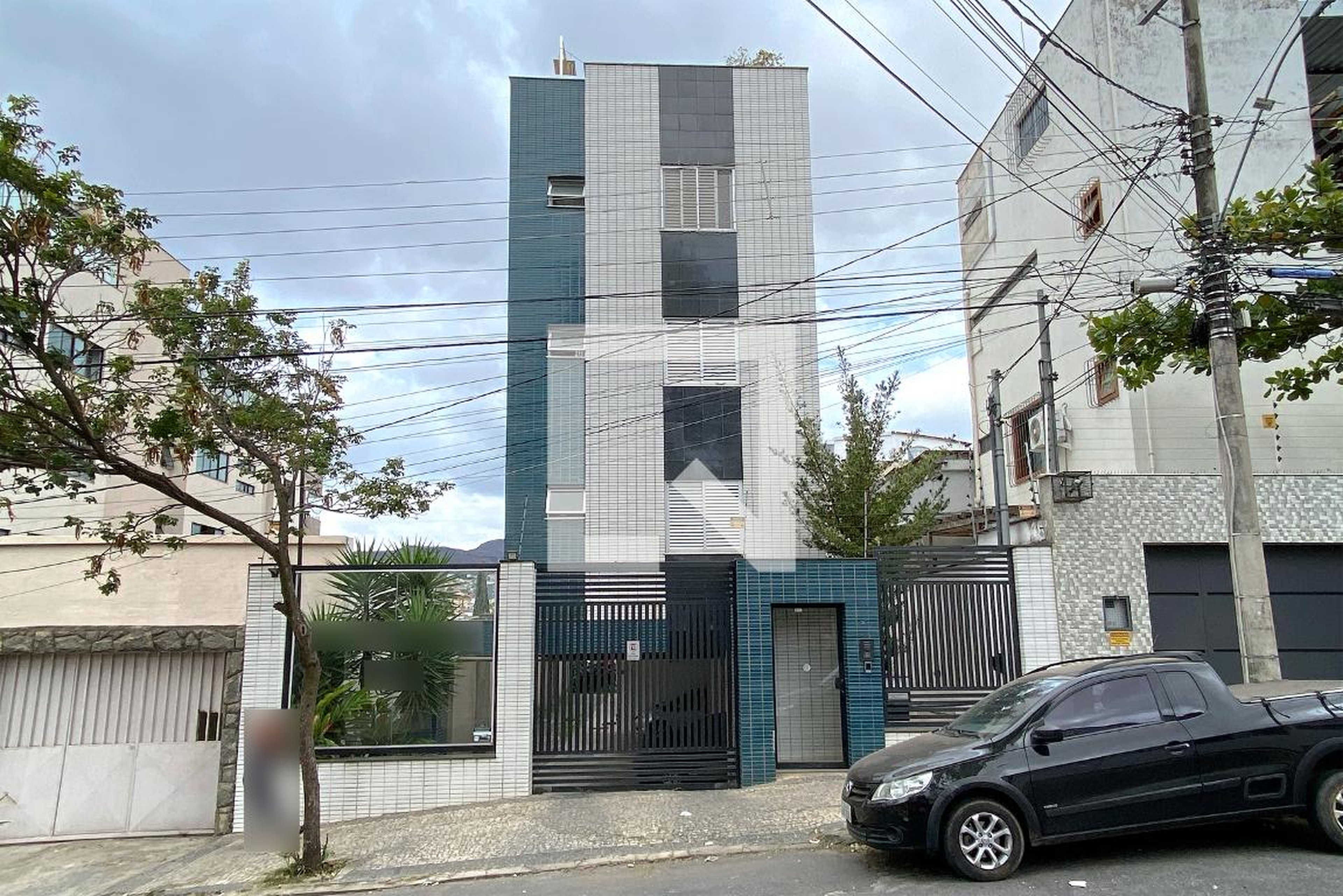 Fachada Condomínio em Rua São Gotardo, 384