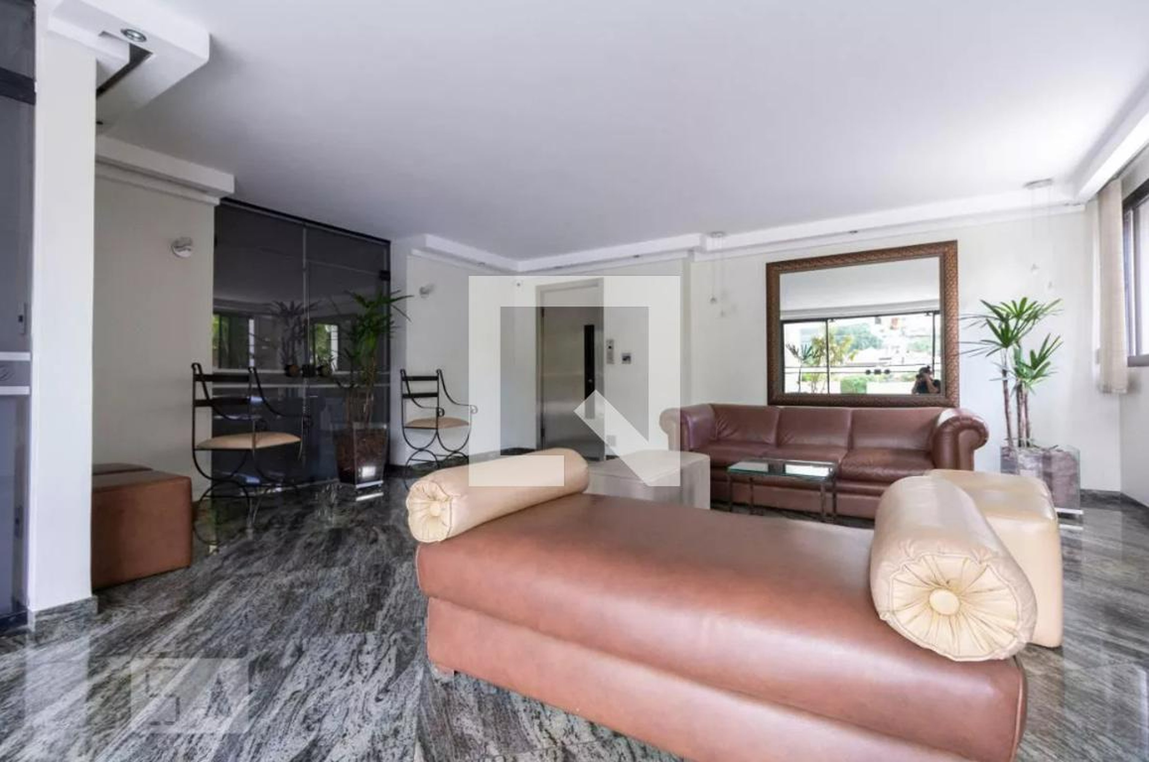 Hall - Edifício Maison DOr